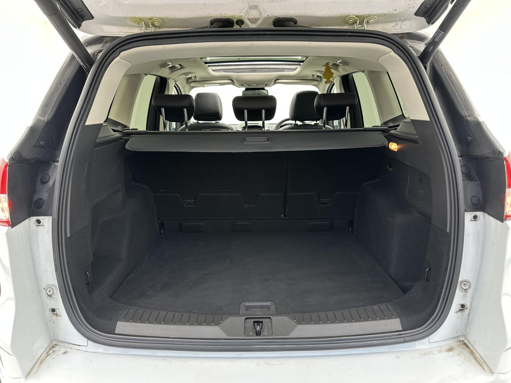 Ford Kuga 2.0 TDCi Titanium X Sport SUV 5dr Diesel Powershift AWD Euro 6 (s/s) (180 ps)