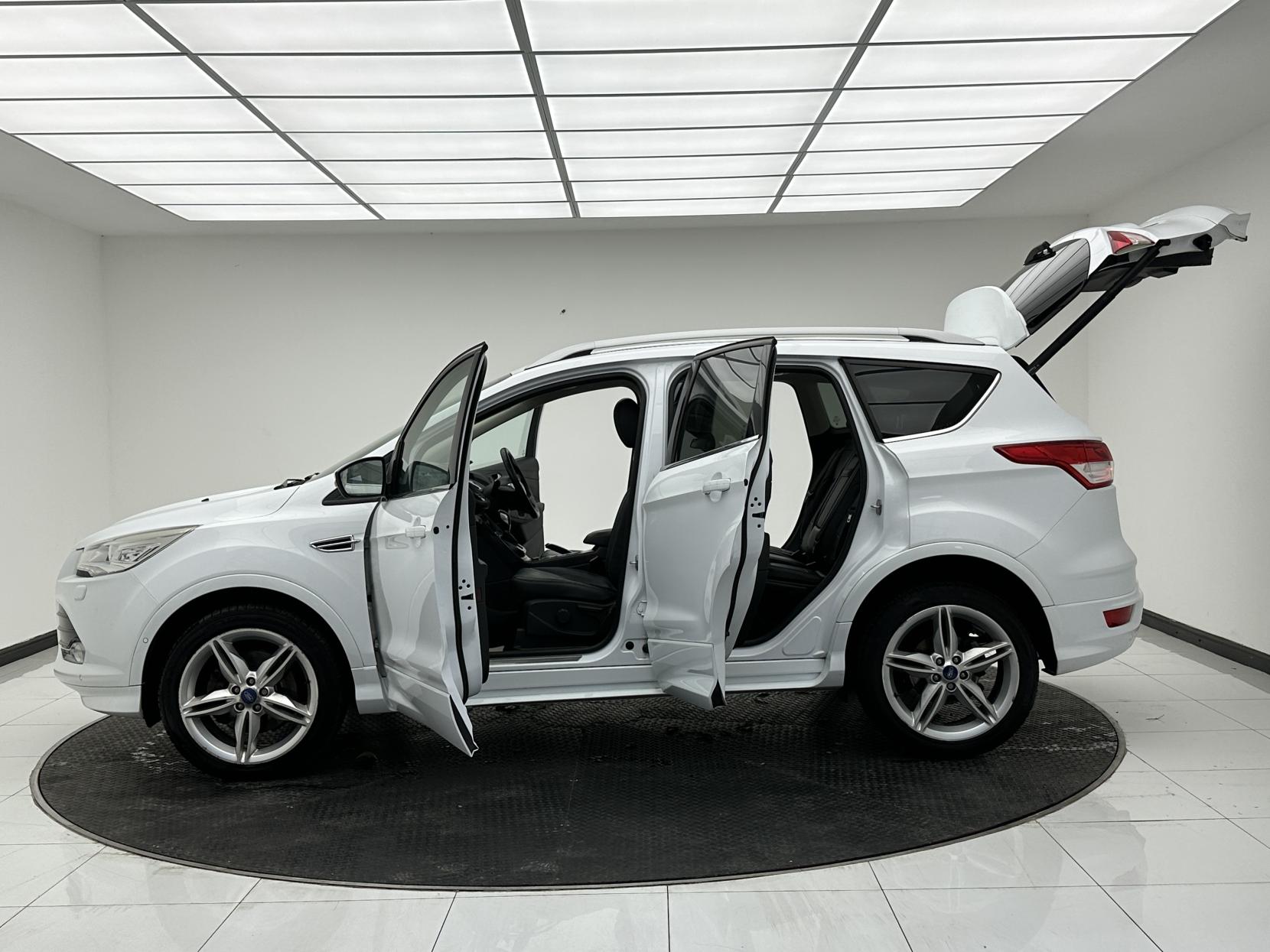 Ford Kuga 2.0 TDCi Titanium X Sport SUV 5dr Diesel Powershift AWD Euro 6 (s/s) (180 ps)