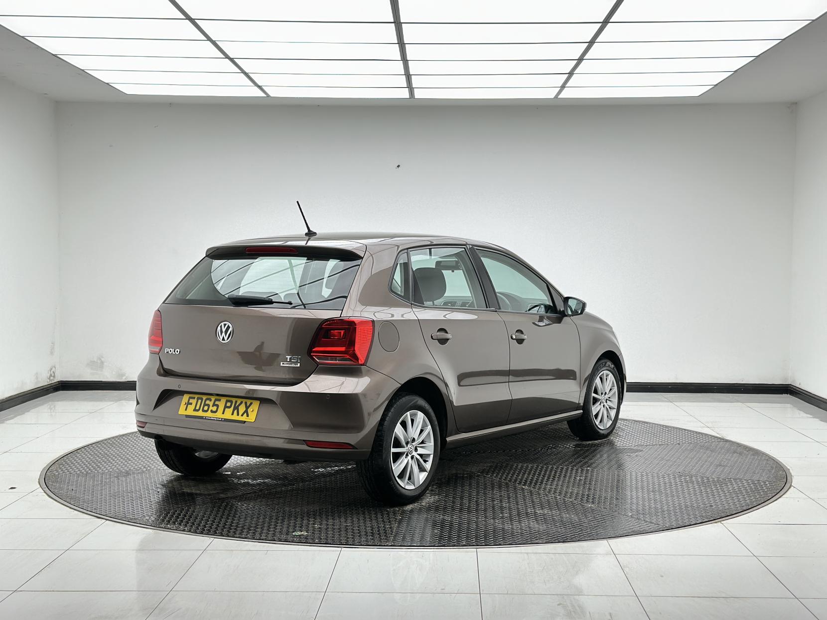 Volkswagen Polo 1.2 TSI BlueMotion Tech SE Hatchback 5dr Petrol Manual Euro 6 (s/s) (90 ps)