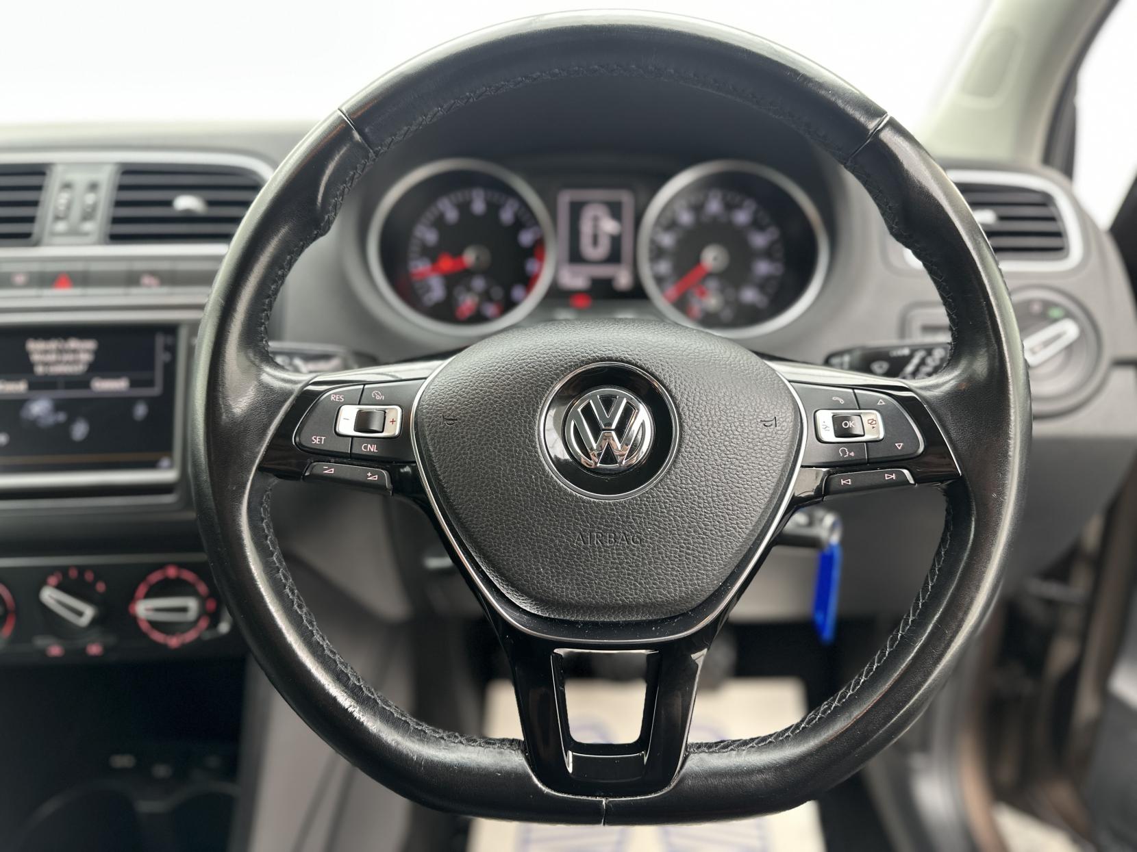 Volkswagen Polo 1.2 TSI BlueMotion Tech SE Hatchback 5dr Petrol Manual Euro 6 (s/s) (90 ps)