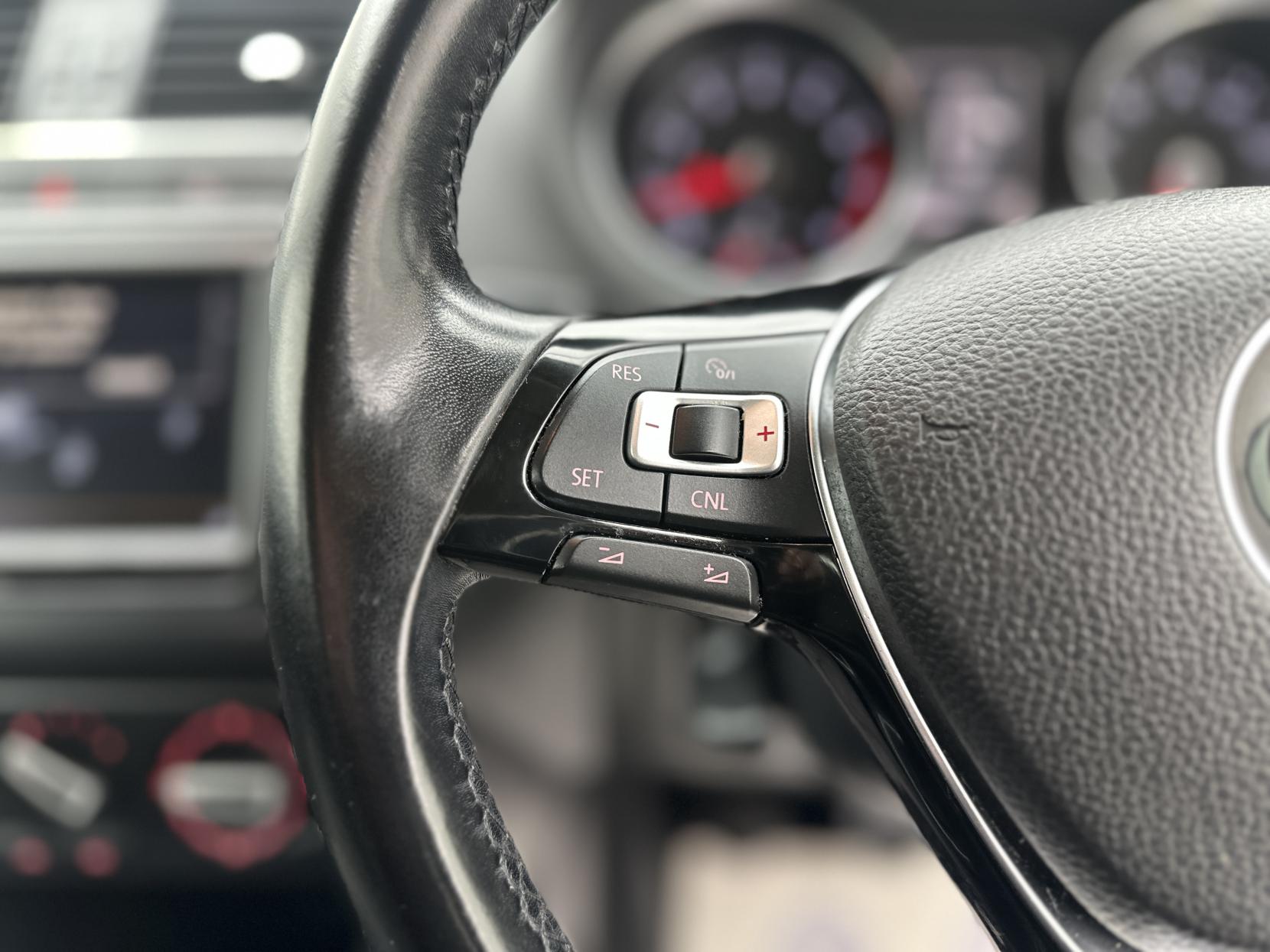 Volkswagen Polo 1.2 TSI BlueMotion Tech SE Hatchback 5dr Petrol Manual Euro 6 (s/s) (90 ps)