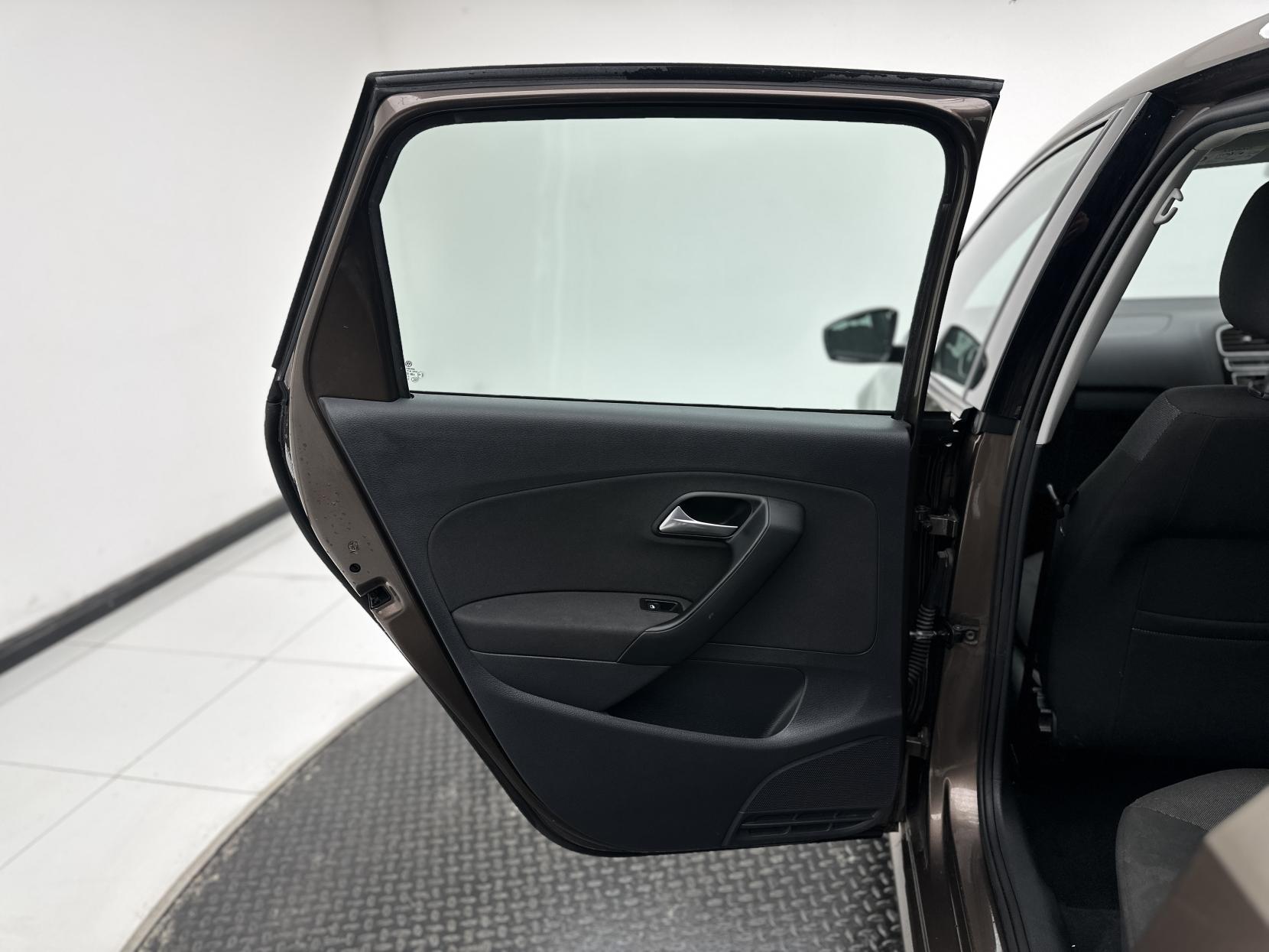 Volkswagen Polo 1.2 TSI BlueMotion Tech SE Hatchback 5dr Petrol Manual Euro 6 (s/s) (90 ps)