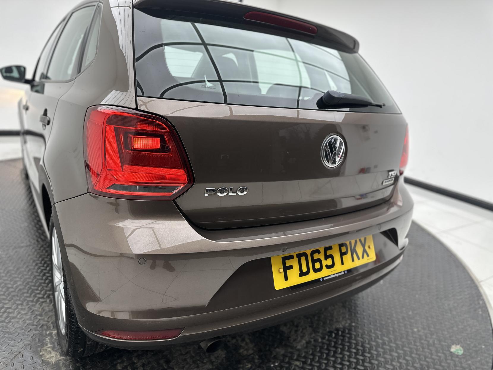 Volkswagen Polo 1.2 TSI BlueMotion Tech SE Hatchback 5dr Petrol Manual Euro 6 (s/s) (90 ps)