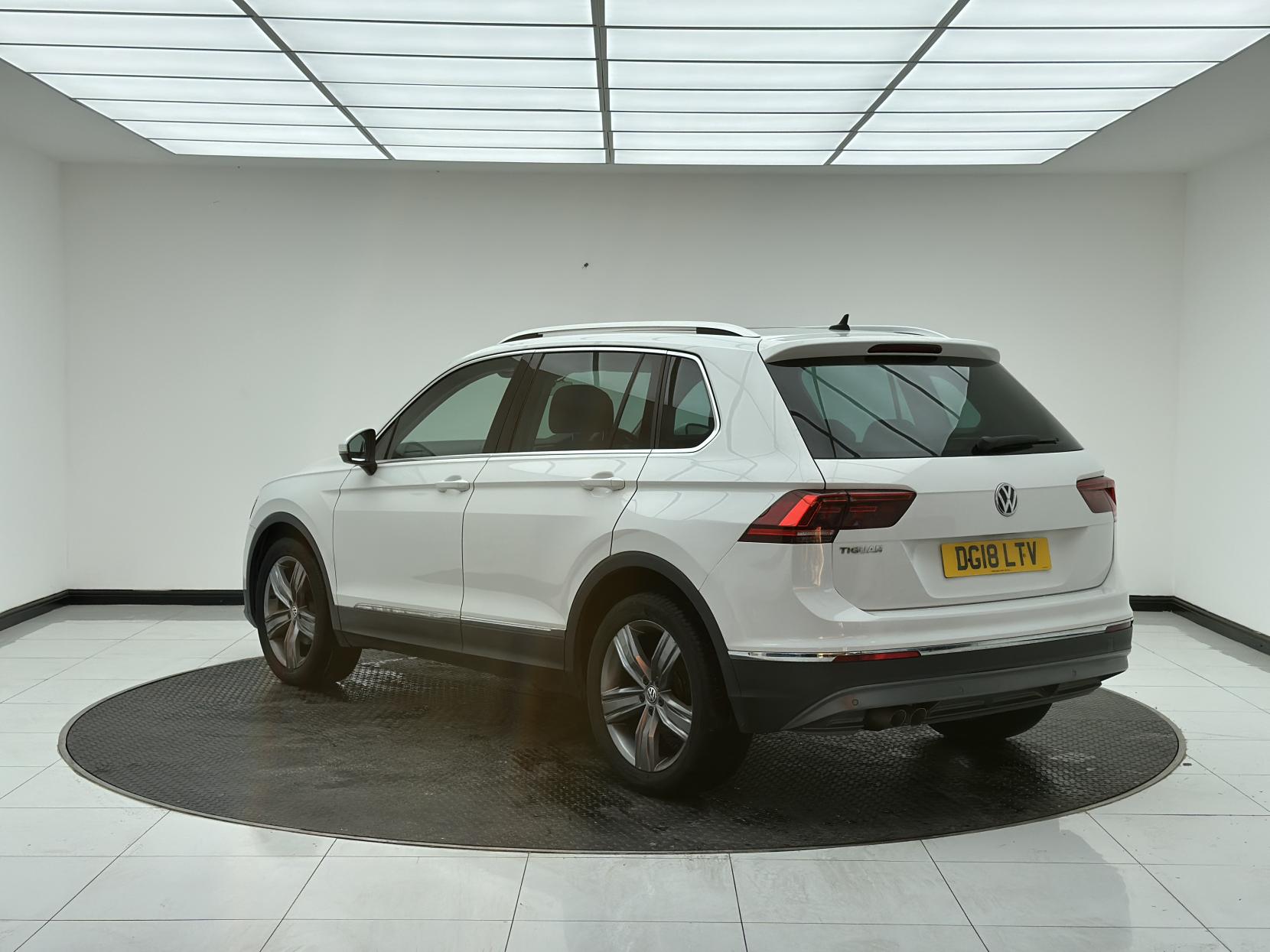 Volkswagen Tiguan 2.0 TDI SEL SUV 5dr Diesel DSG Euro 6 (s/s) (150 ps)