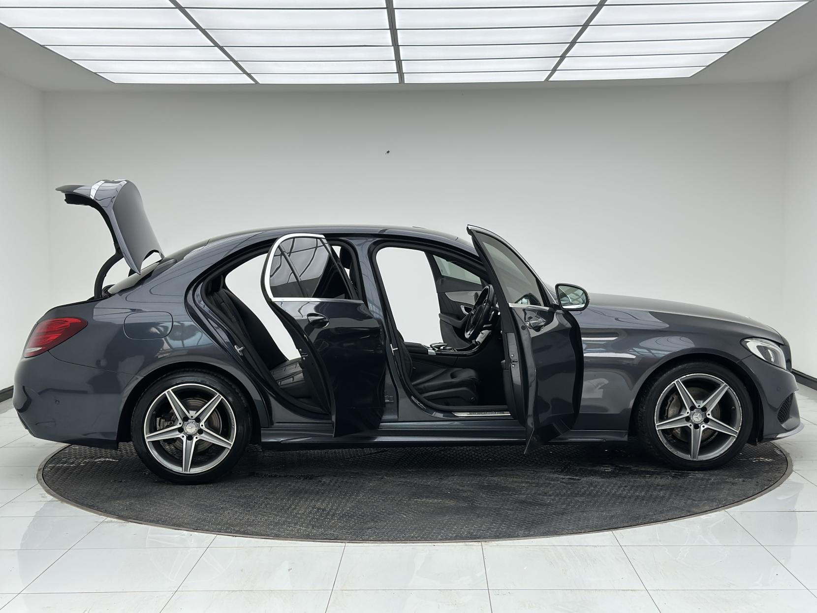 Mercedes-Benz C Class 2.1 C220d AMG Line Saloon 4dr Diesel 7G-Tronic+ Euro 6 (s/s) (170 ps)