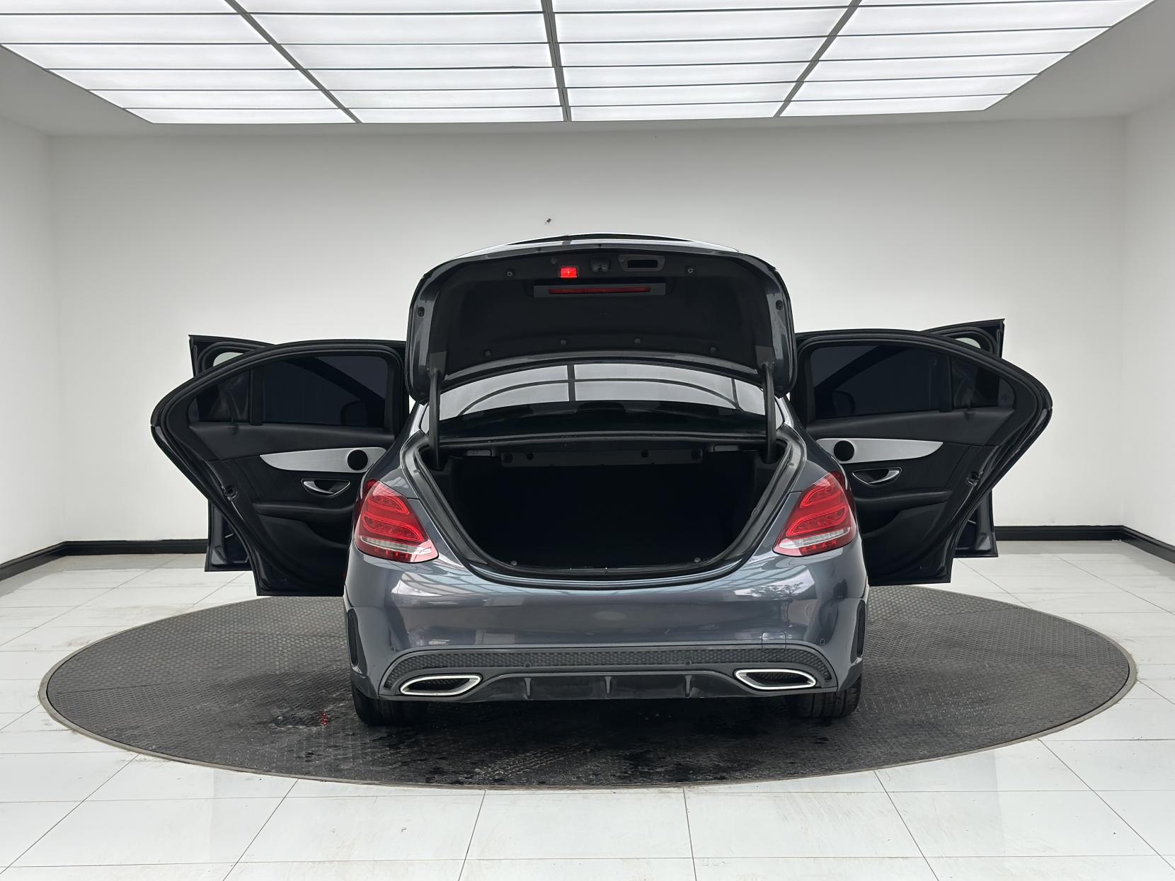 Mercedes-Benz C Class 2.1 C220d AMG Line Saloon 4dr Diesel 7G-Tronic+ Euro 6 (s/s) (170 ps)