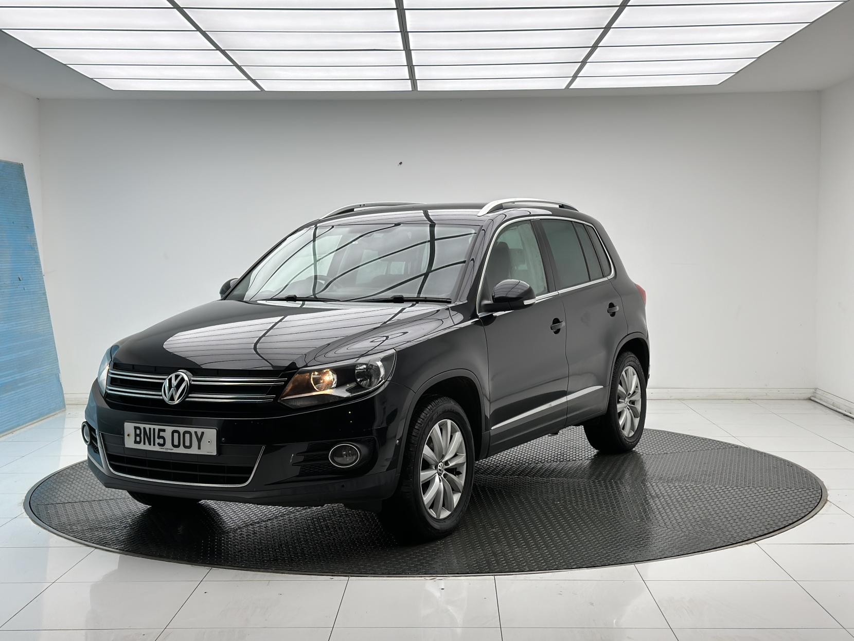 Volkswagen Tiguan 2.0 TDI BlueMotion Tech Match SUV 5dr Diesel DSG 4WD Euro 5 (s/s) (140 ps)