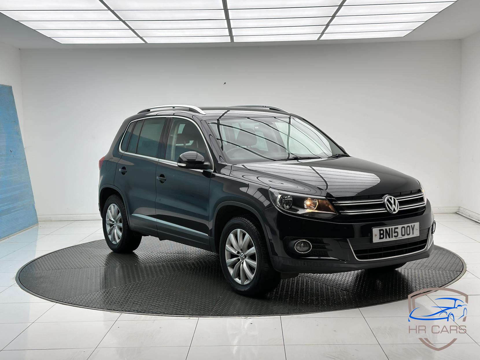 Volkswagen Tiguan 2.0 TDI BlueMotion Tech Match SUV 5dr Diesel DSG 4WD Euro 5 (s/s) (140 ps)