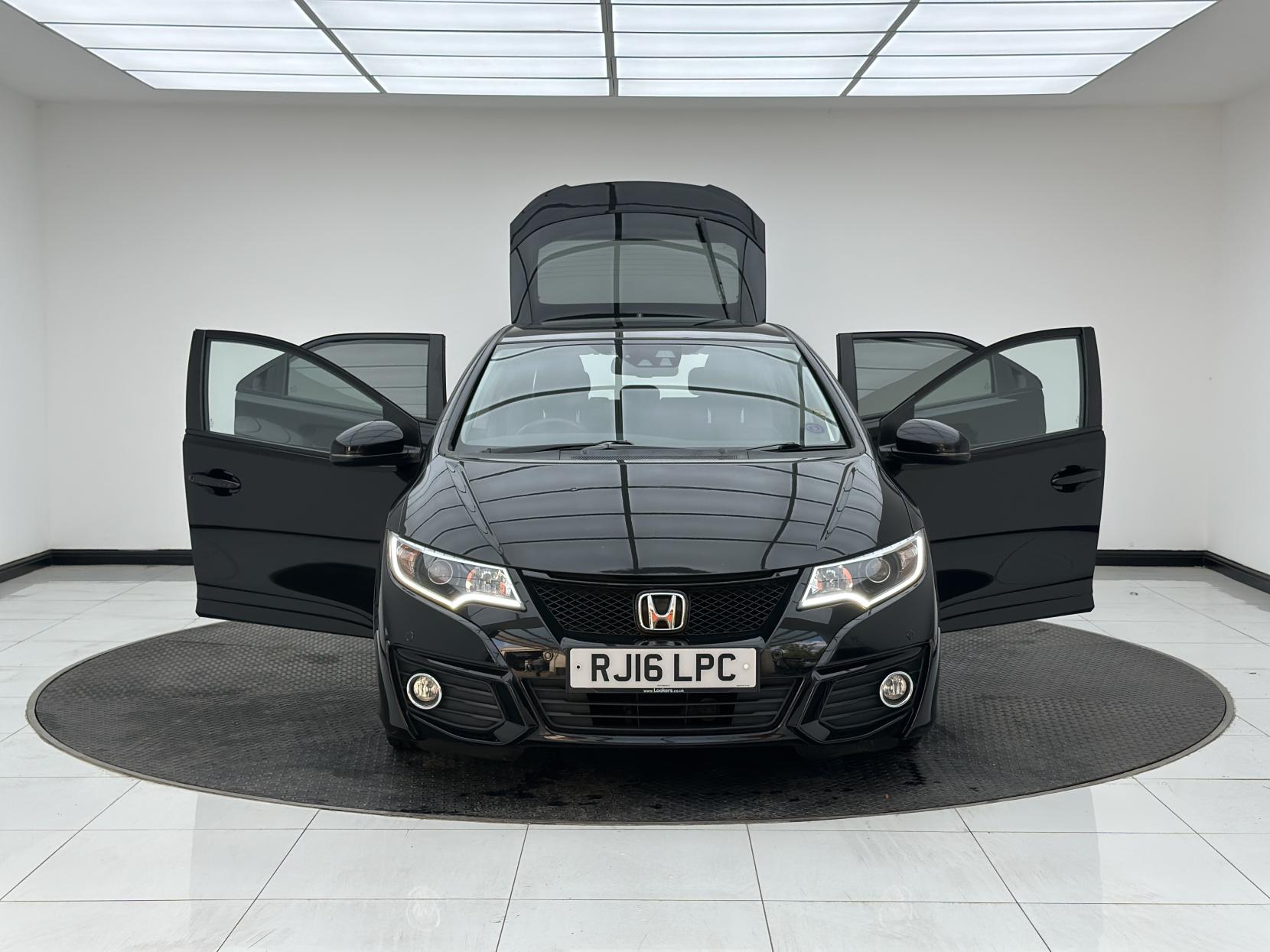 Honda Civic 1.8 i-VTEC SR Hatchback 5dr Petrol Auto Euro 6 (142 ps)