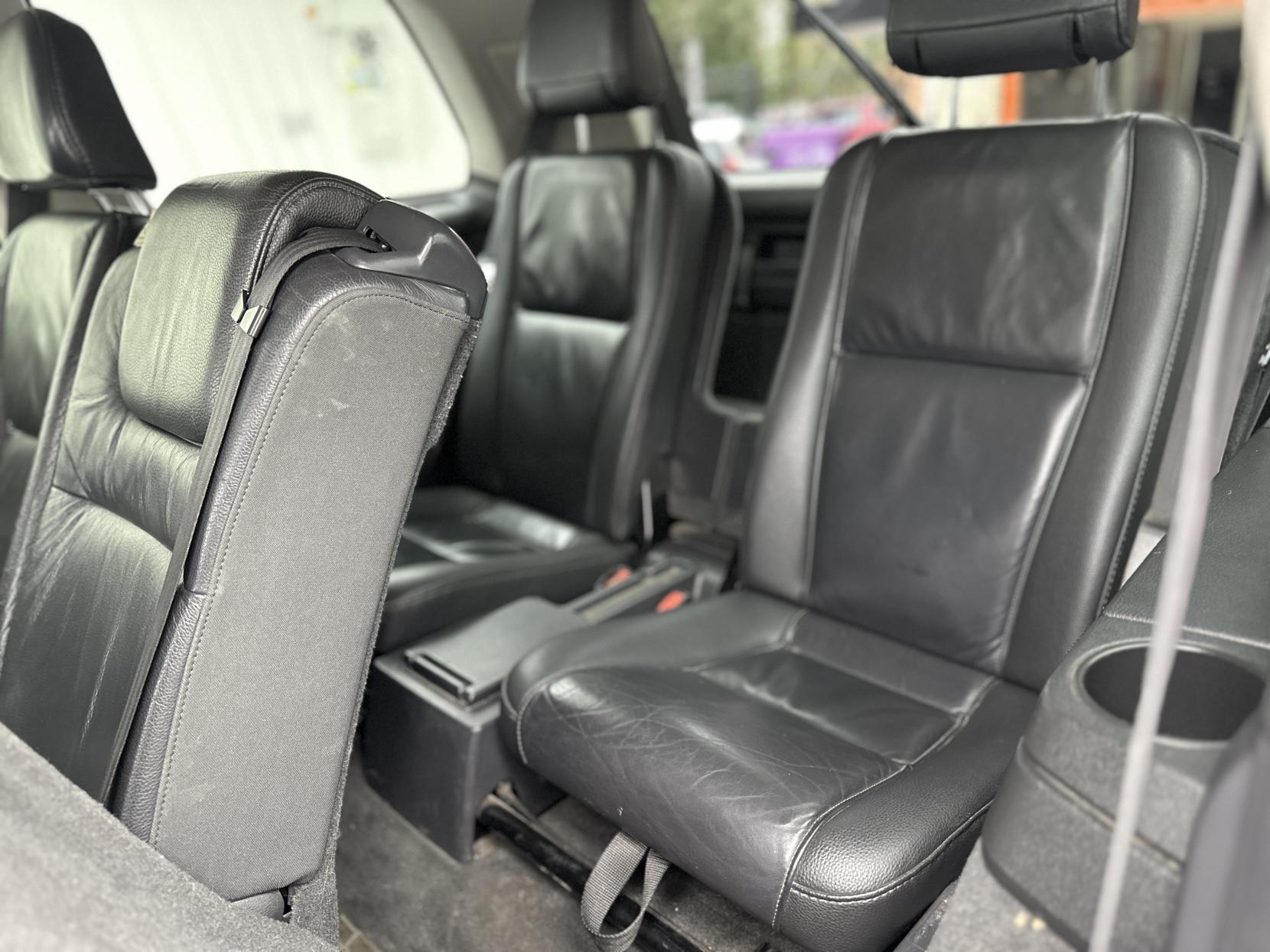 Volvo XC90 2.4 D5 SE Nav SUV 5dr Diesel Geartronic 4WD Euro 5 (200 ps)