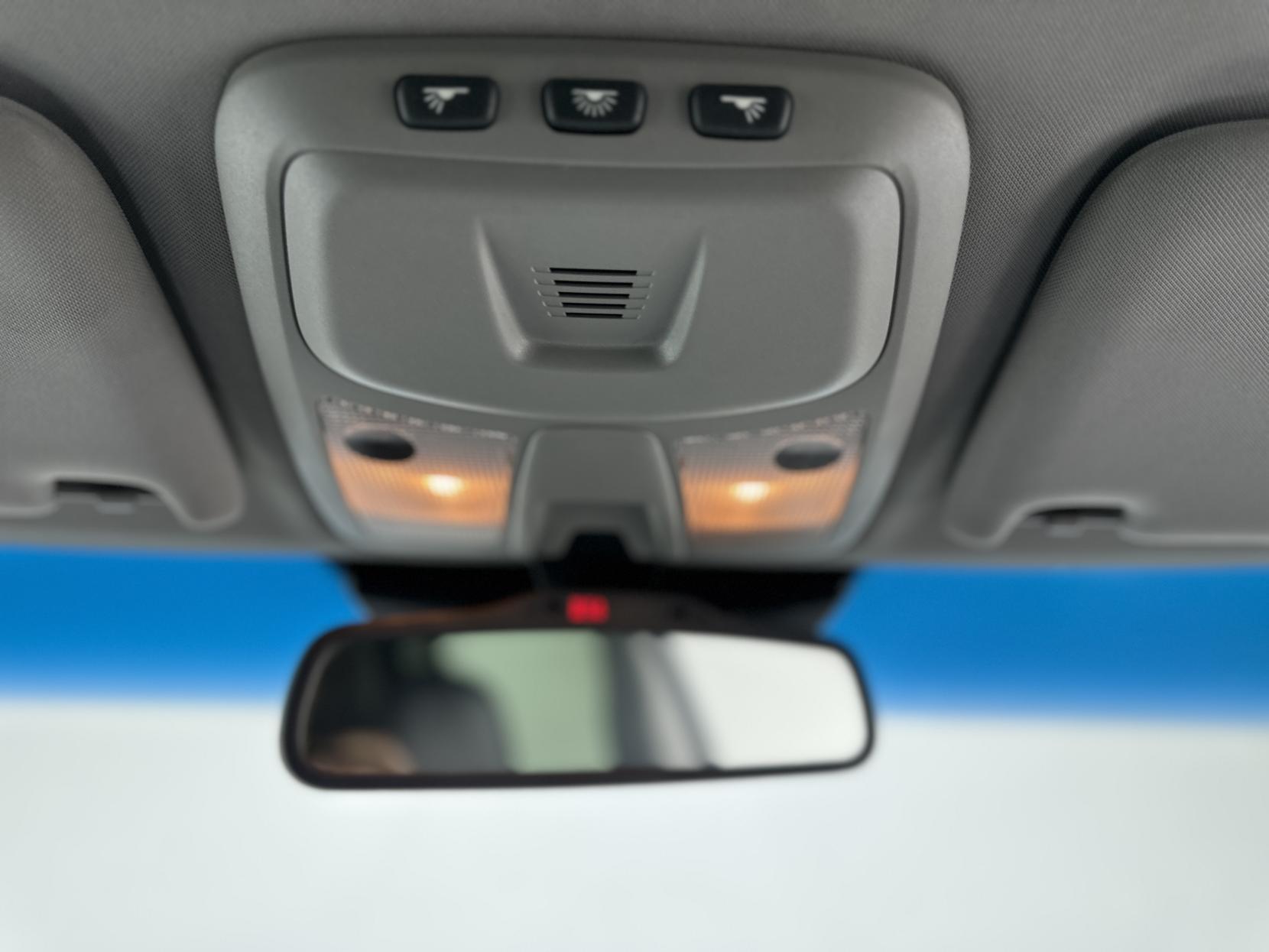 Volvo XC90 2.4 D5 SE Nav SUV 5dr Diesel Geartronic 4WD Euro 5 (200 ps)