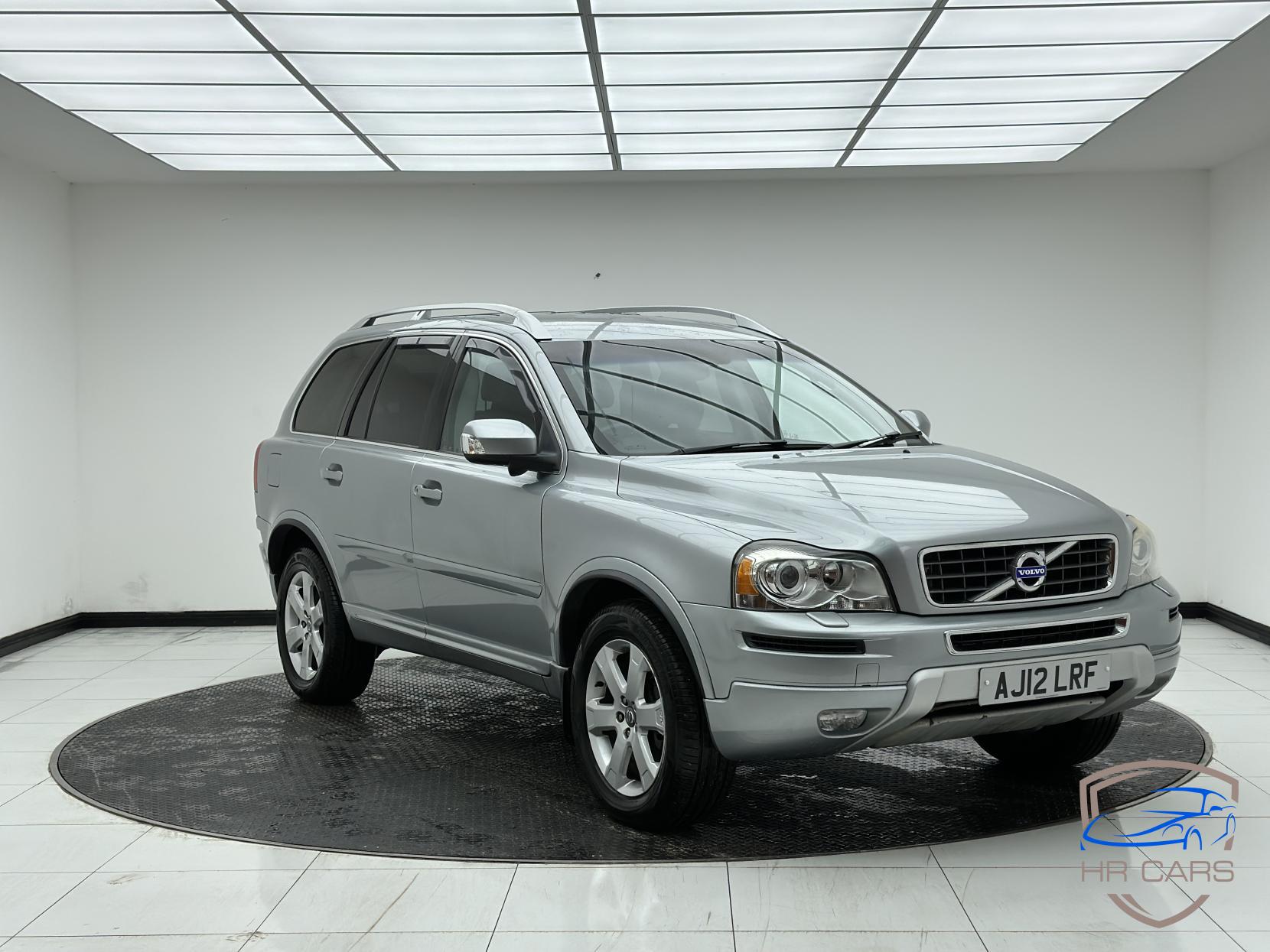 Volvo XC90 2.4 D5 SE Nav SUV 5dr Diesel Geartronic 4WD Euro 5 (200 ps)