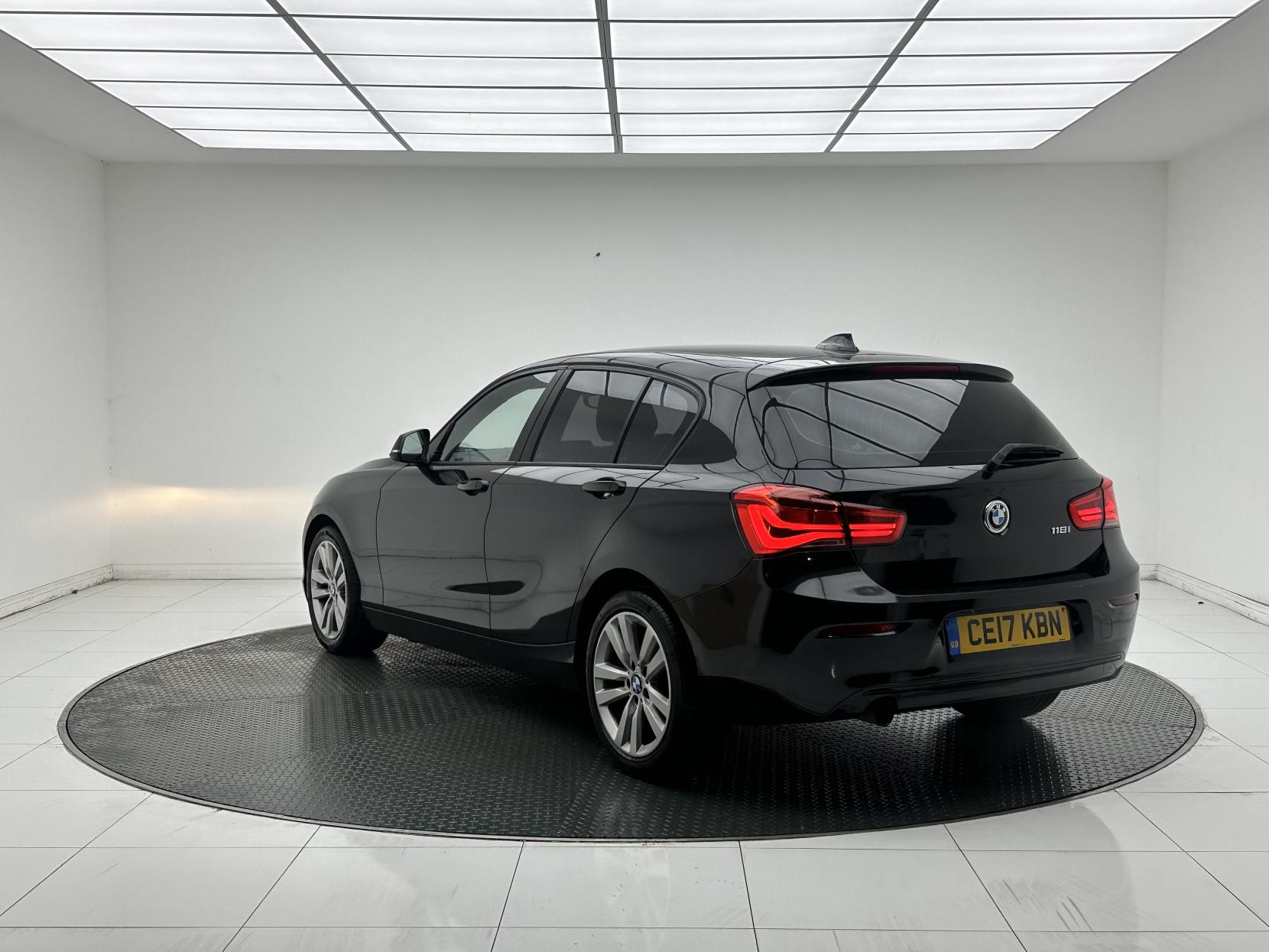 BMW 1 Series 1.5 118i Sport Hatchback 5dr Petrol Manual Euro 6 (s/s) (136 ps)