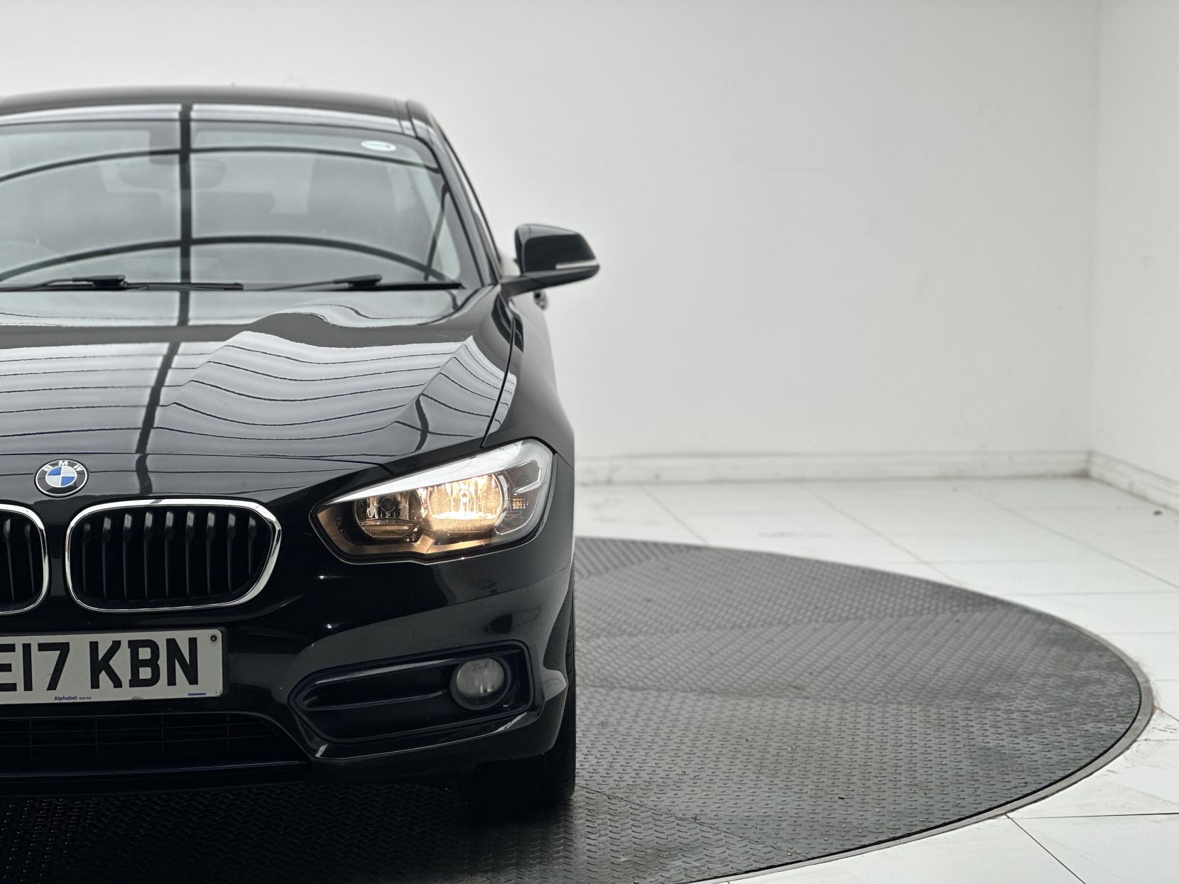 BMW 1 Series 1.5 118i Sport Hatchback 5dr Petrol Manual Euro 6 (s/s) (136 ps)