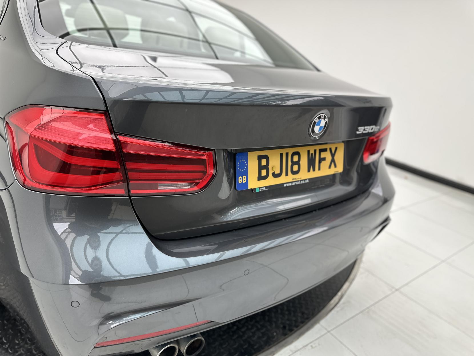 BMW 3 Series 2.0 330e 7.6kWh M Sport Saloon 4dr Petrol Plug-in Hybrid Auto Euro 6 (s/s) (252 ps)