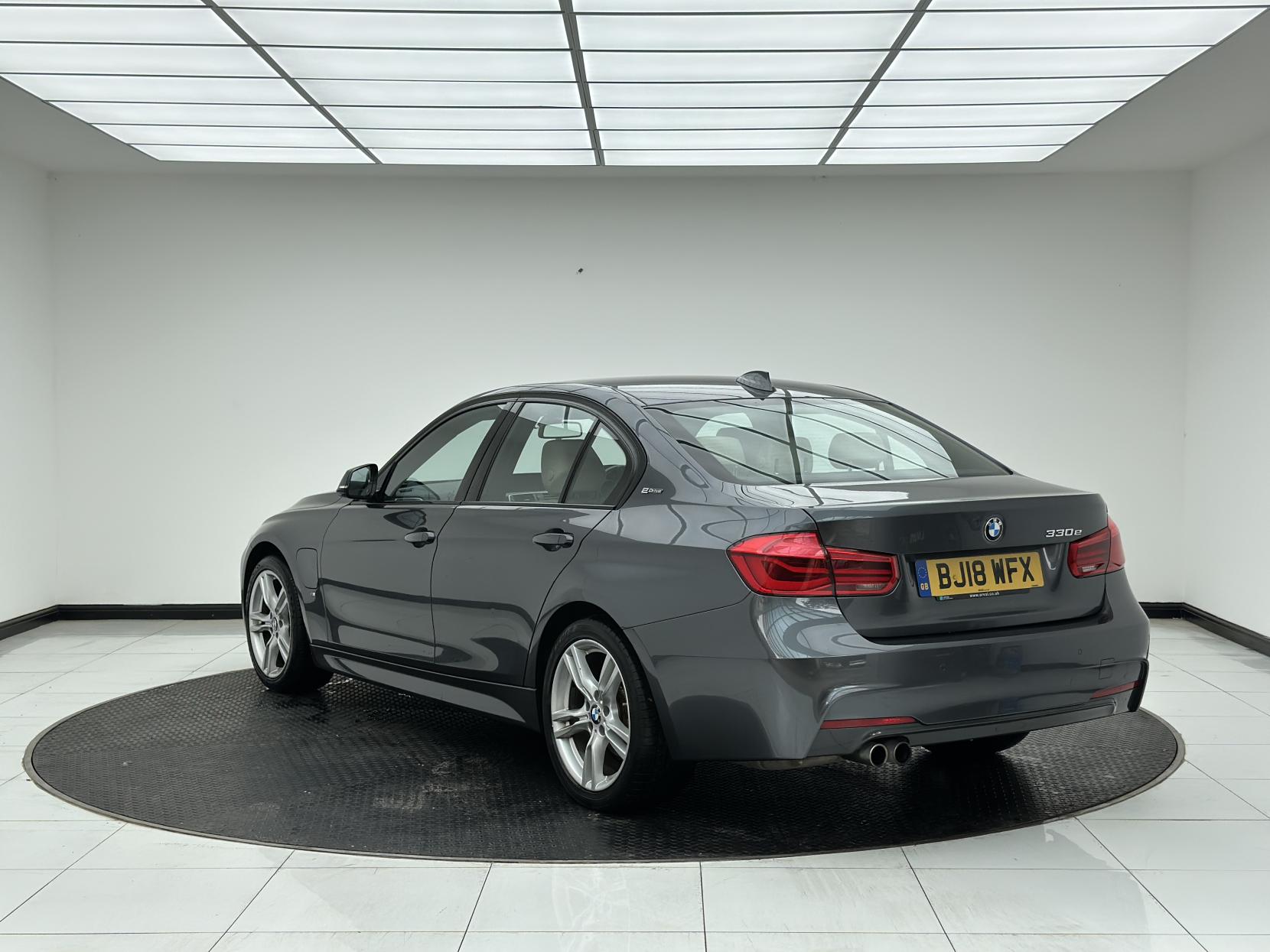 BMW 3 Series 2.0 330e 7.6kWh M Sport Saloon 4dr Petrol Plug-in Hybrid Auto Euro 6 (s/s) (252 ps)