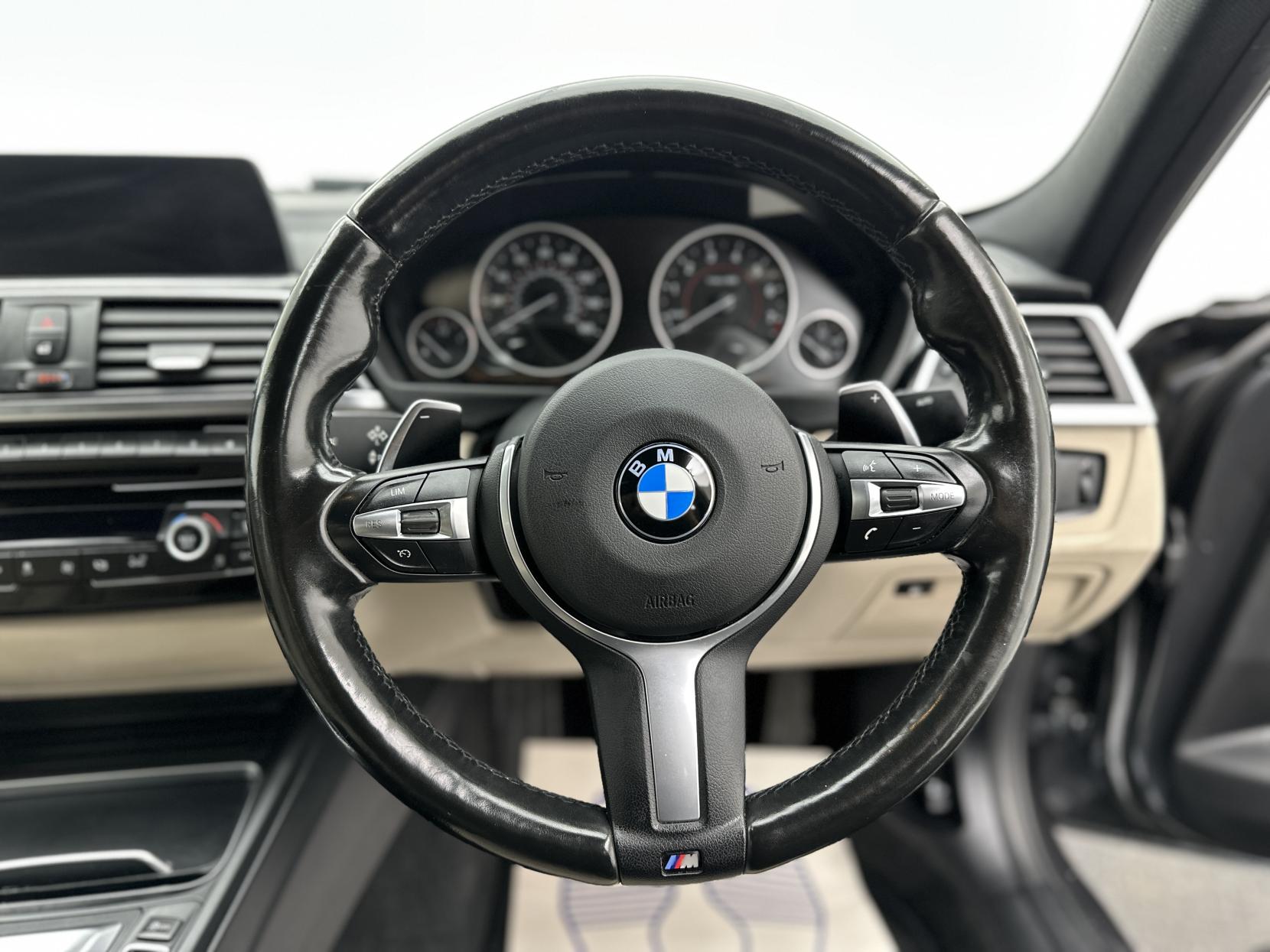 BMW 3 Series 2.0 330e 7.6kWh M Sport Saloon 4dr Petrol Plug-in Hybrid Auto Euro 6 (s/s) (252 ps)