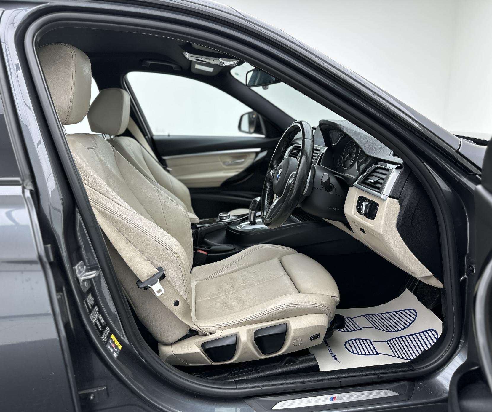 BMW 3 Series 2.0 330e 7.6kWh M Sport Saloon 4dr Petrol Plug-in Hybrid Auto Euro 6 (s/s) (252 ps)