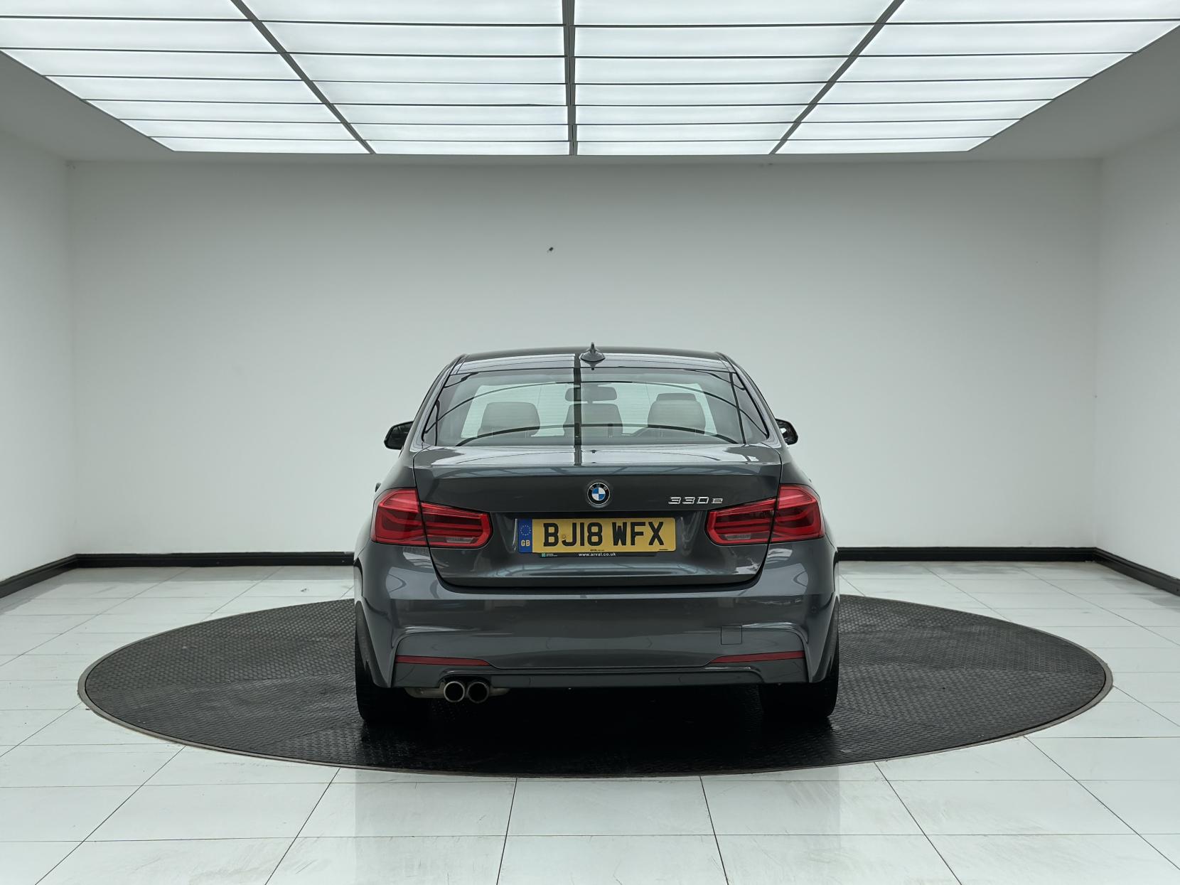 BMW 3 Series 2.0 330e 7.6kWh M Sport Saloon 4dr Petrol Plug-in Hybrid Auto Euro 6 (s/s) (252 ps)