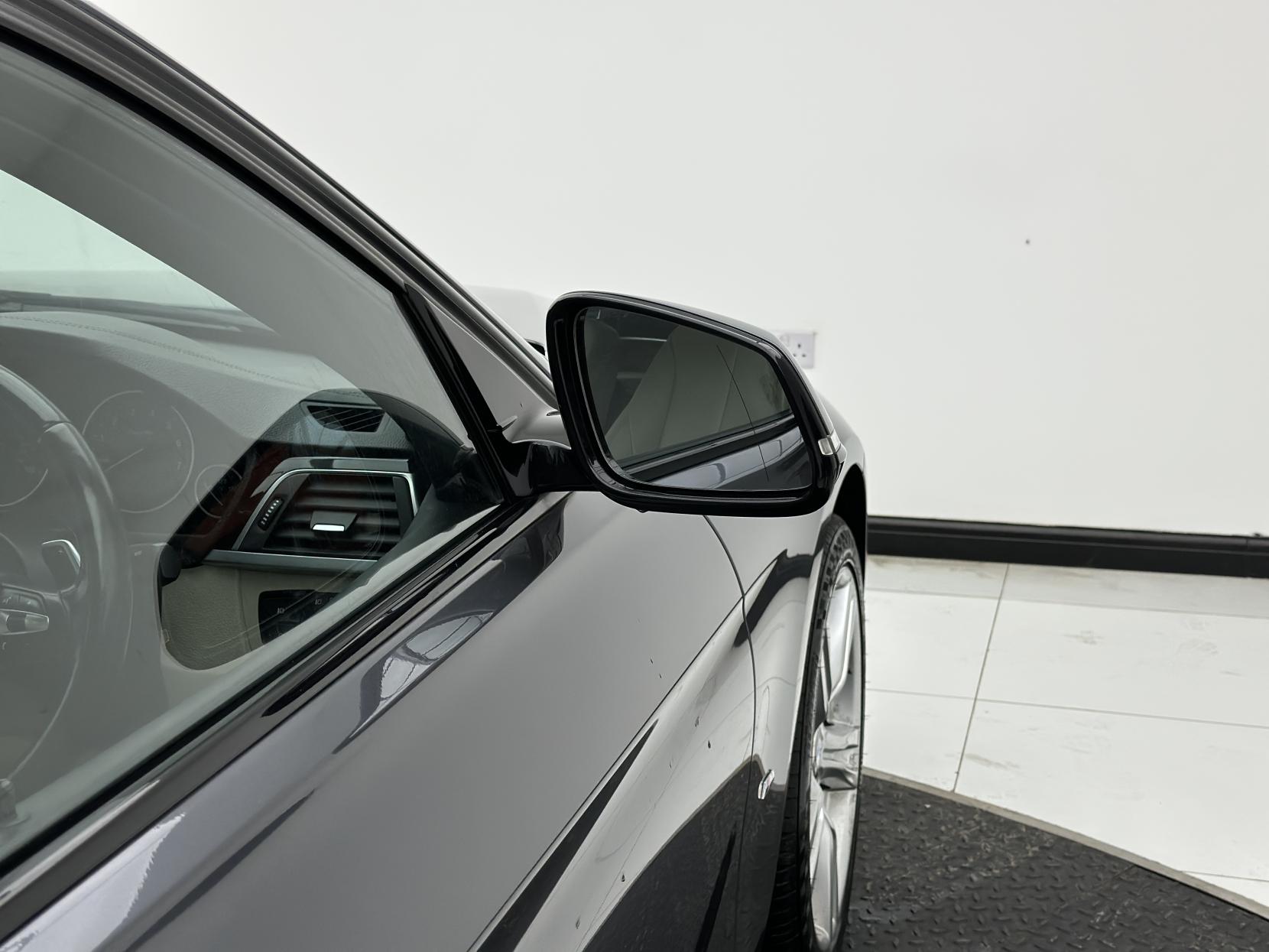BMW 3 Series 2.0 330e 7.6kWh M Sport Saloon 4dr Petrol Plug-in Hybrid Auto Euro 6 (s/s) (252 ps)