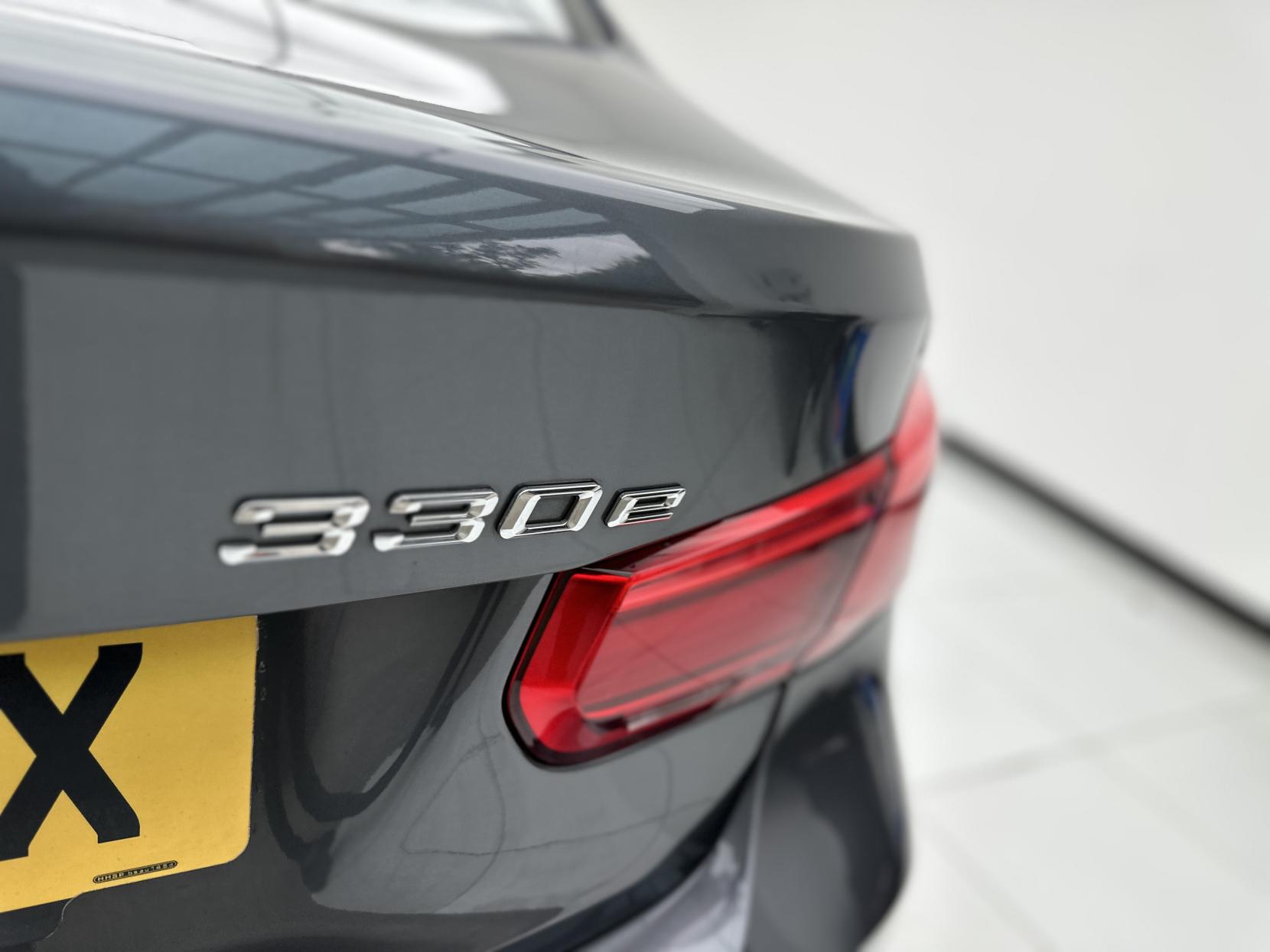 BMW 3 Series 2.0 330e 7.6kWh M Sport Saloon 4dr Petrol Plug-in Hybrid Auto Euro 6 (s/s) (252 ps)