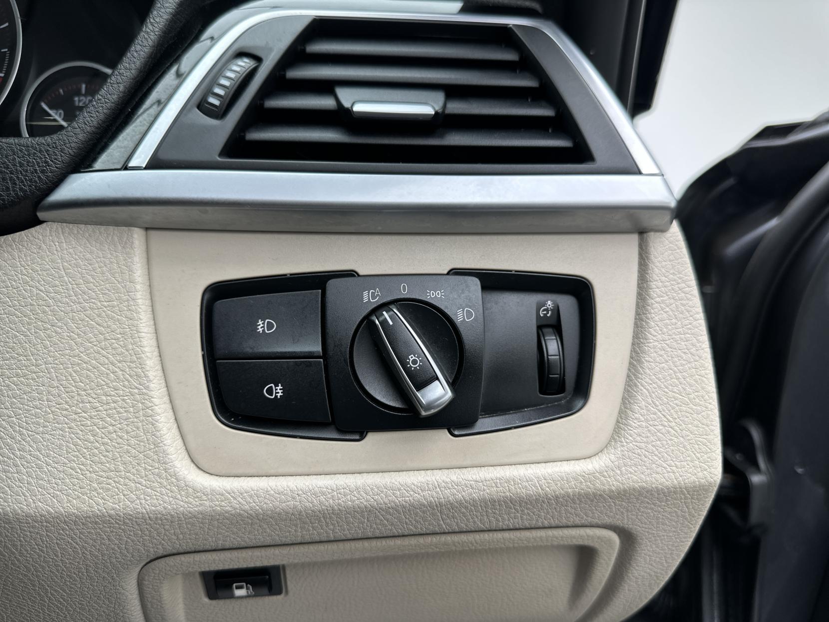 BMW 3 Series 2.0 330e 7.6kWh M Sport Saloon 4dr Petrol Plug-in Hybrid Auto Euro 6 (s/s) (252 ps)