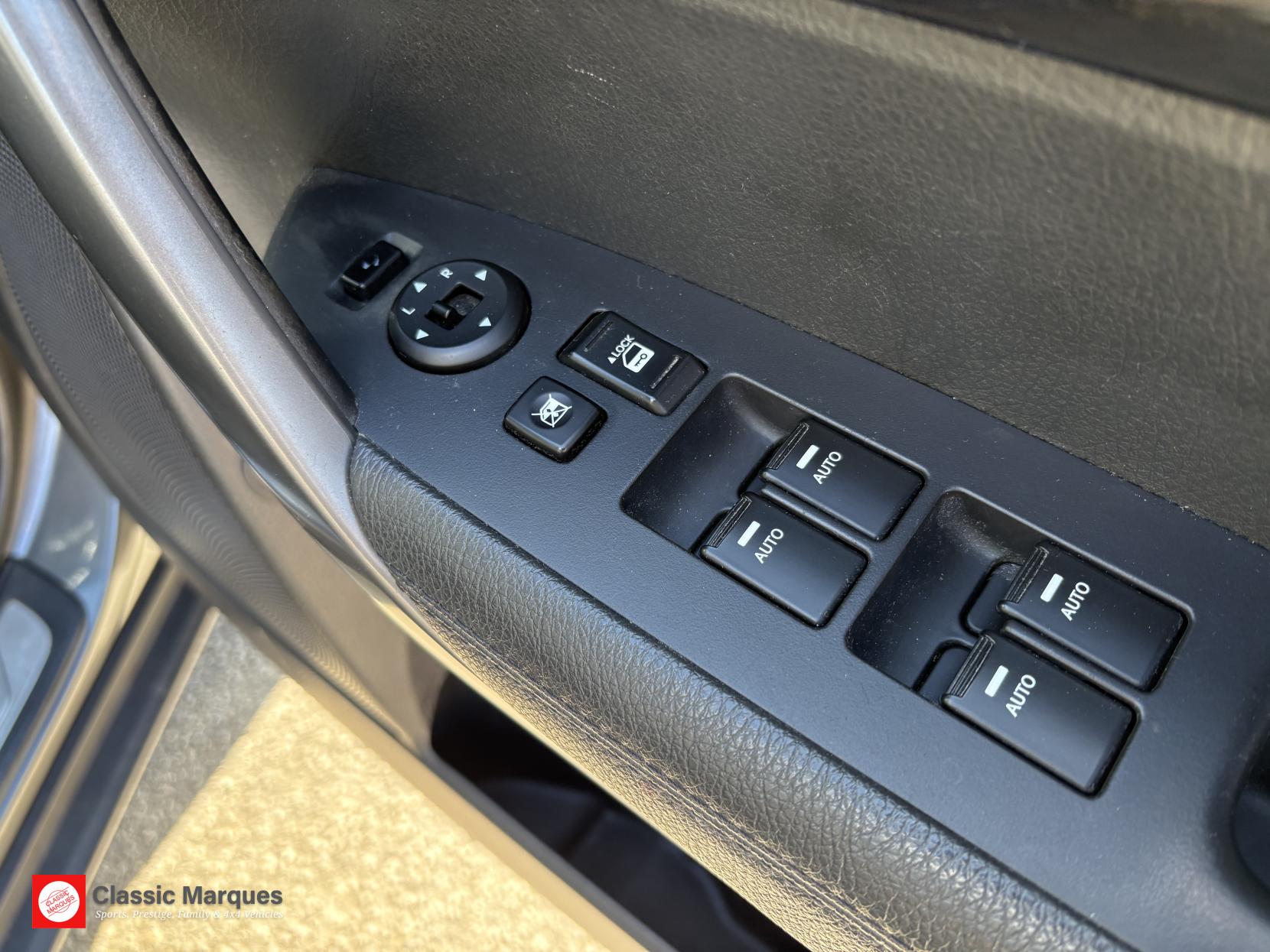 Kia Sorento 2.2 CRDi KX-2 SUV 5dr Diesel Manual AWD Euro 5 (194 bhp)