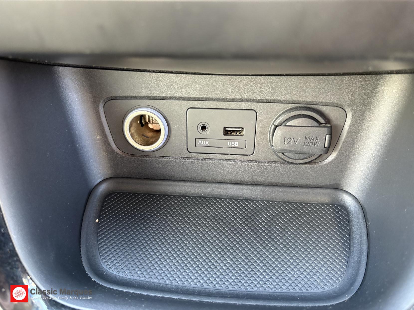 Kia Sorento 2.2 CRDi KX-2 SUV 5dr Diesel Manual AWD Euro 5 (194 bhp)