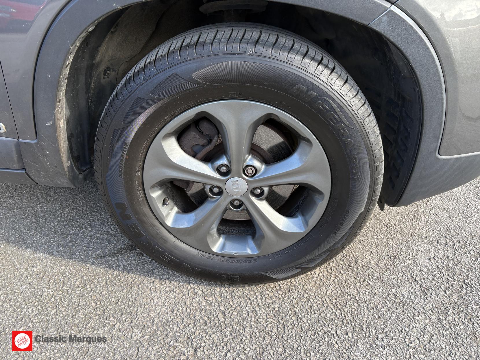 Kia Sorento 2.2 CRDi KX-2 SUV 5dr Diesel Manual AWD Euro 5 (194 bhp)