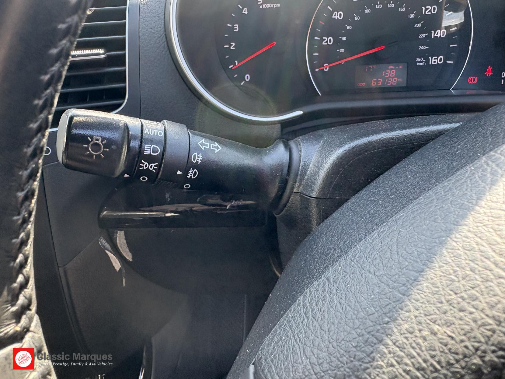 Kia Sorento 2.2 CRDi KX-2 SUV 5dr Diesel Manual AWD Euro 5 (194 bhp)