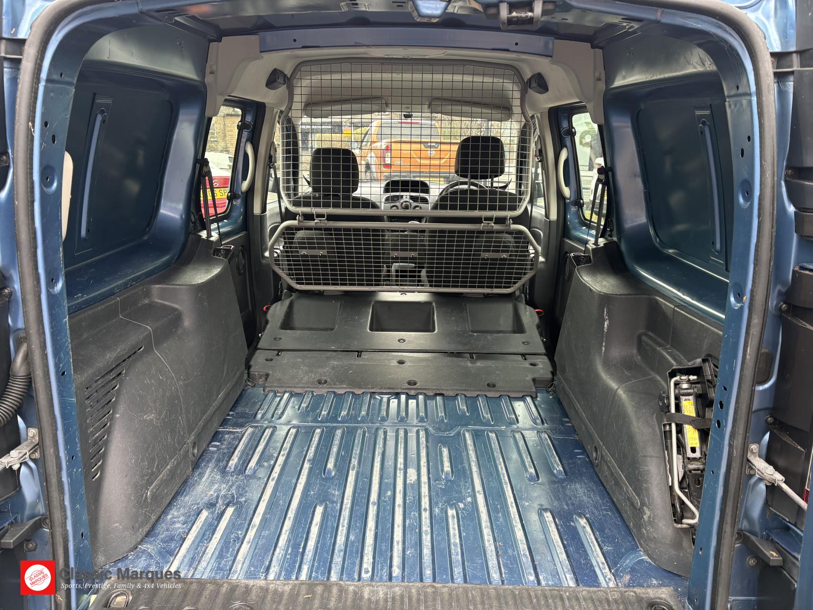 Renault Kangoo Maxi ZE 33kWh Business Crew Van Cab 6dr Electric Auto L3 H1 (i) (60 ps)