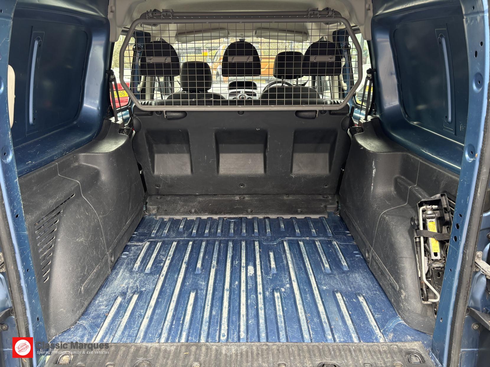 Renault Kangoo Maxi ZE 33kWh Business Crew Van Cab 6dr Electric Auto L3 H1 (i) (60 ps)