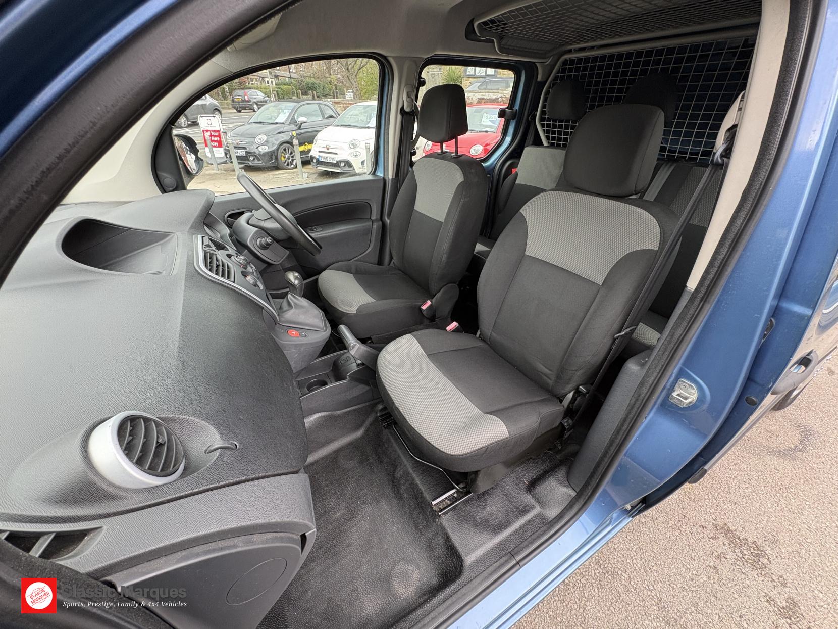 Renault Kangoo Maxi ZE 33kWh Business Crew Van Cab 6dr Electric Auto L3 H1 (i) (60 ps)