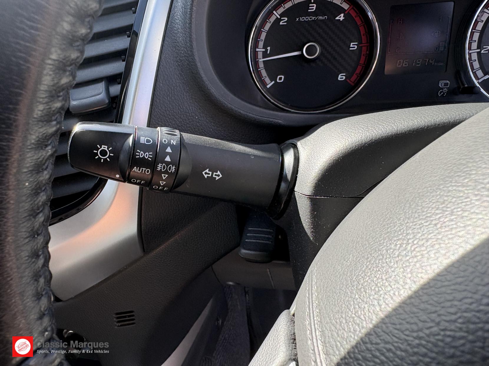 Mitsubishi L200 2.4 DI-D DC Barbarian Pickup Double Cab 4dr Diesel Manual 4WD Euro 6 (178 ps)