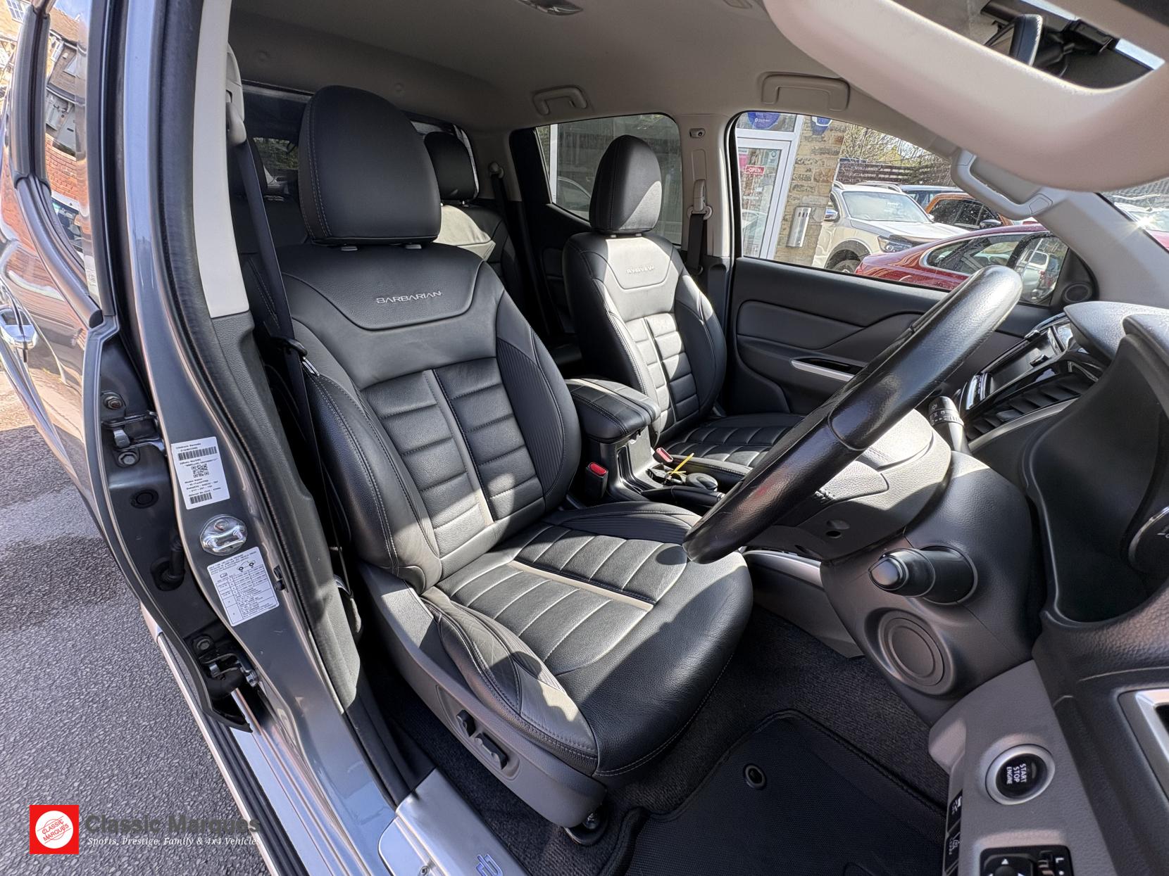 Mitsubishi L200 2.4 DI-D DC Barbarian Pickup Double Cab 4dr Diesel Manual 4WD Euro 6 (178 ps)