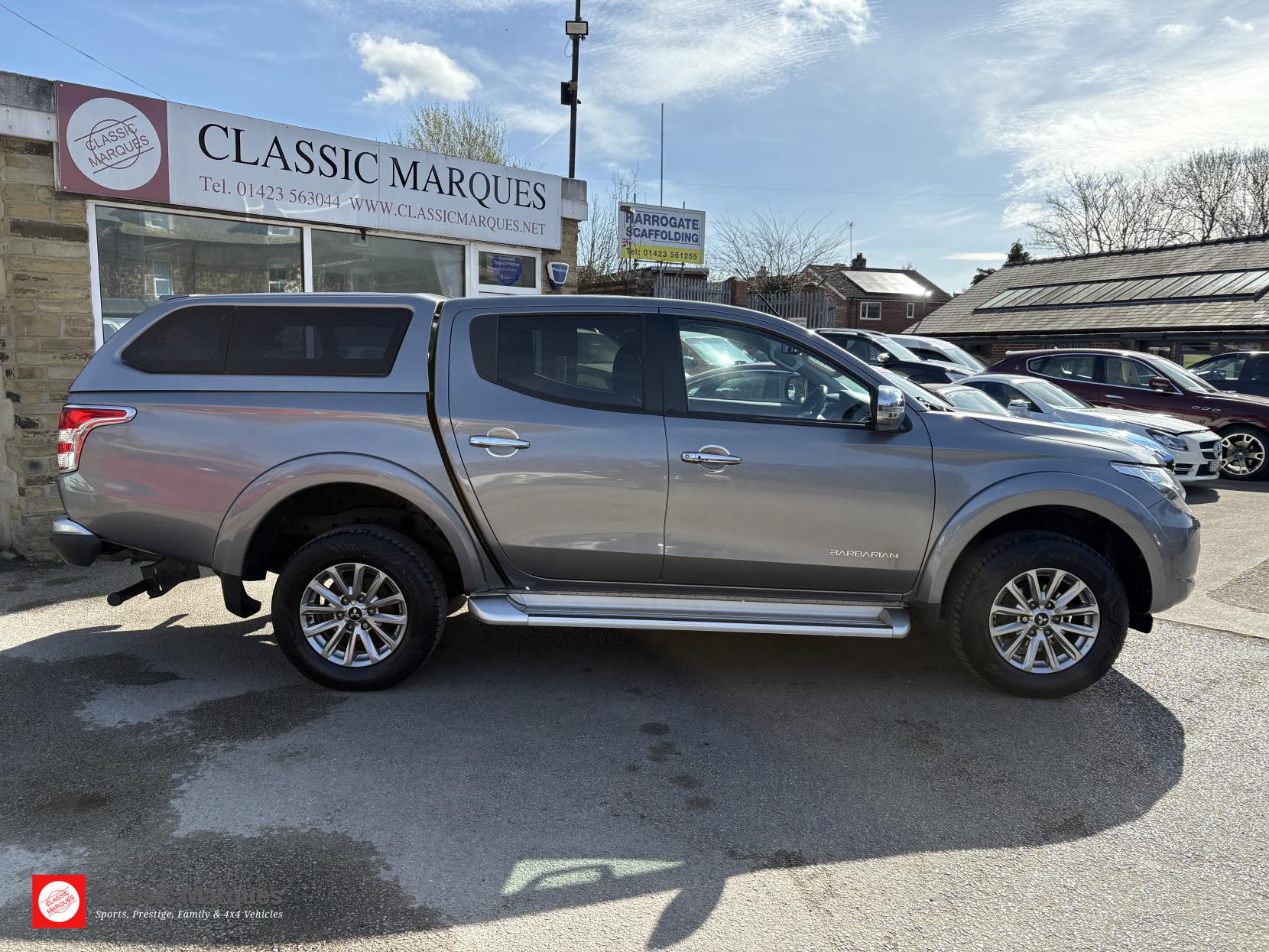 Mitsubishi L200 2.4 DI-D DC Barbarian Pickup Double Cab 4dr Diesel Manual 4WD Euro 6 (178 ps)