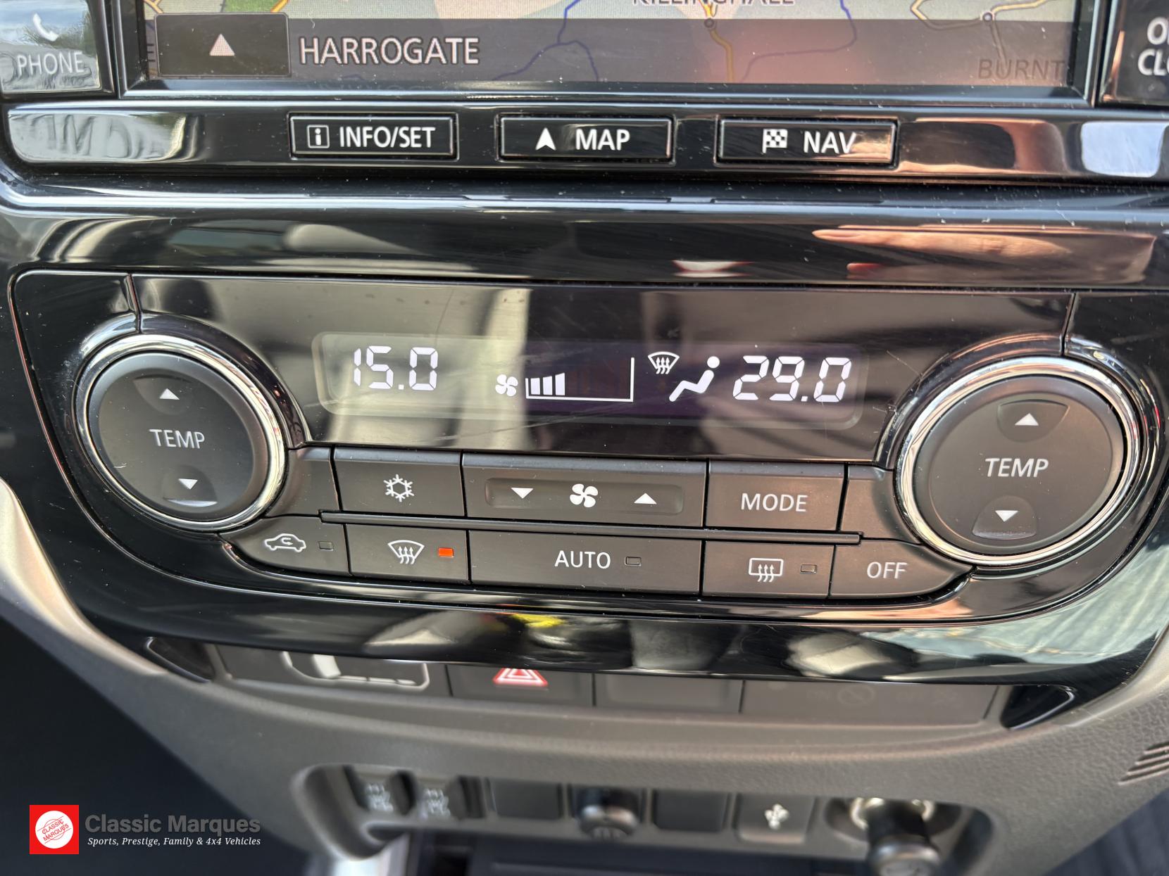 Mitsubishi L200 2.4 DI-D DC Barbarian Pickup Double Cab 4dr Diesel Manual 4WD Euro 6 (178 ps)