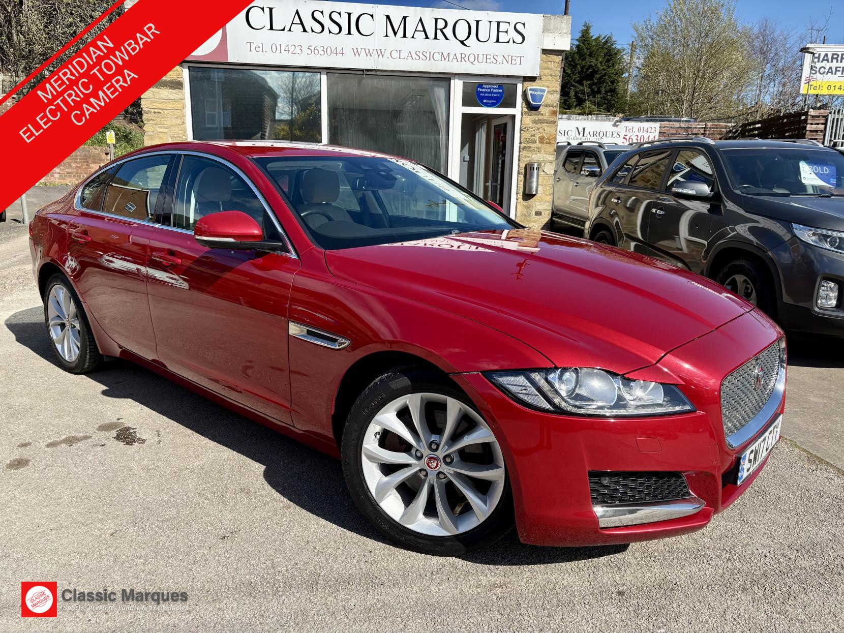 Jaguar XF 2.0d Portfolio Saloon 4dr Diesel Auto AWD Euro 6 (s/s) (180 ps)