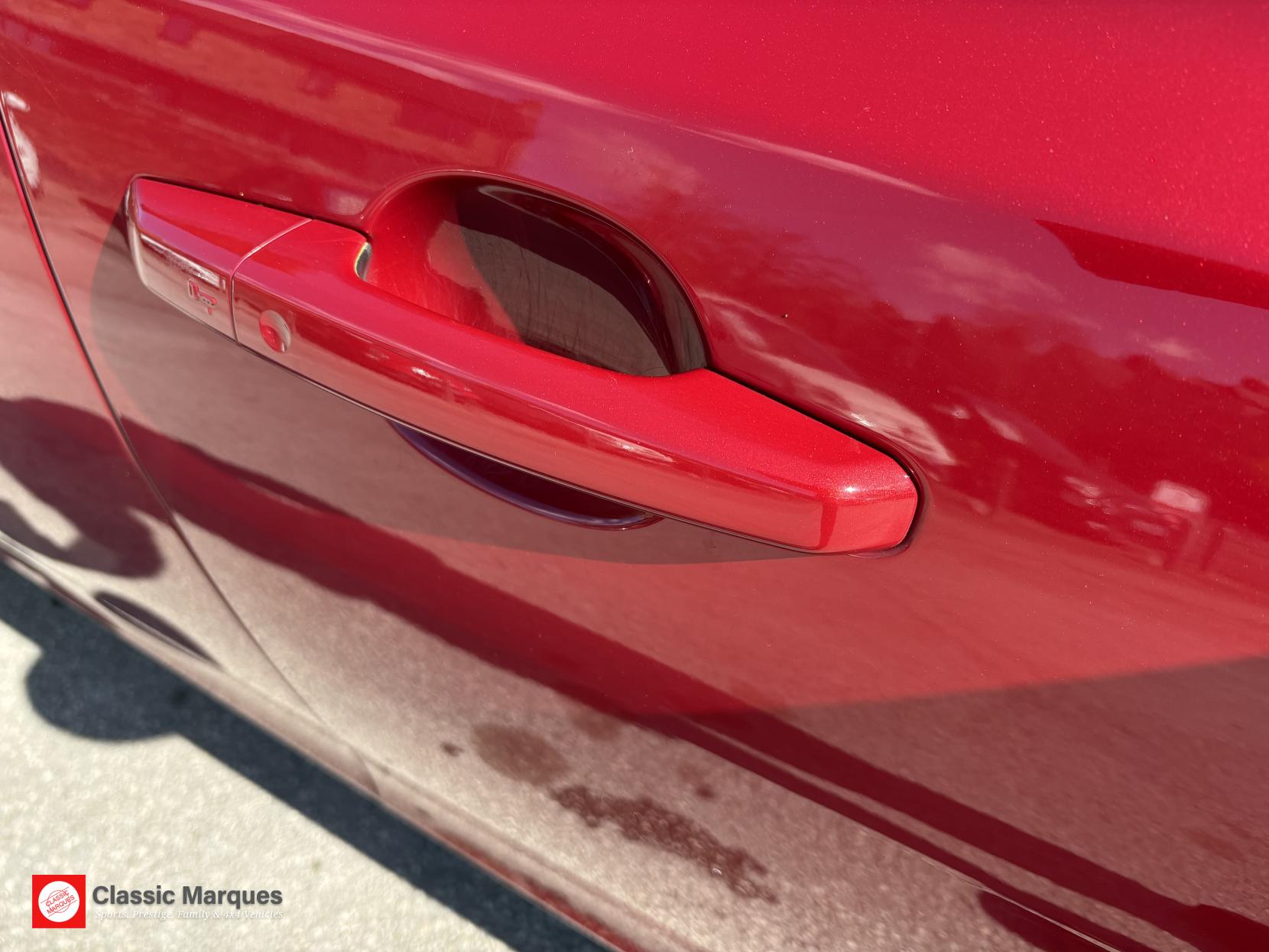 Jaguar XF 2.0d Portfolio Saloon 4dr Diesel Auto AWD Euro 6 (s/s) (180 ps)