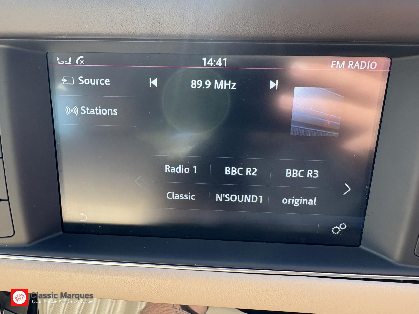 Jaguar XF 2.0d Portfolio Saloon 4dr Diesel Auto AWD Euro 6 (s/s) (180 ps)