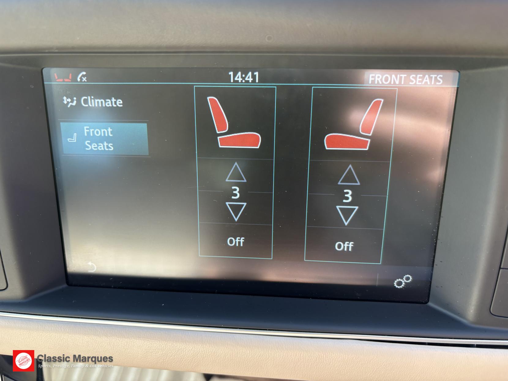 Jaguar XF 2.0d Portfolio Saloon 4dr Diesel Auto AWD Euro 6 (s/s) (180 ps)