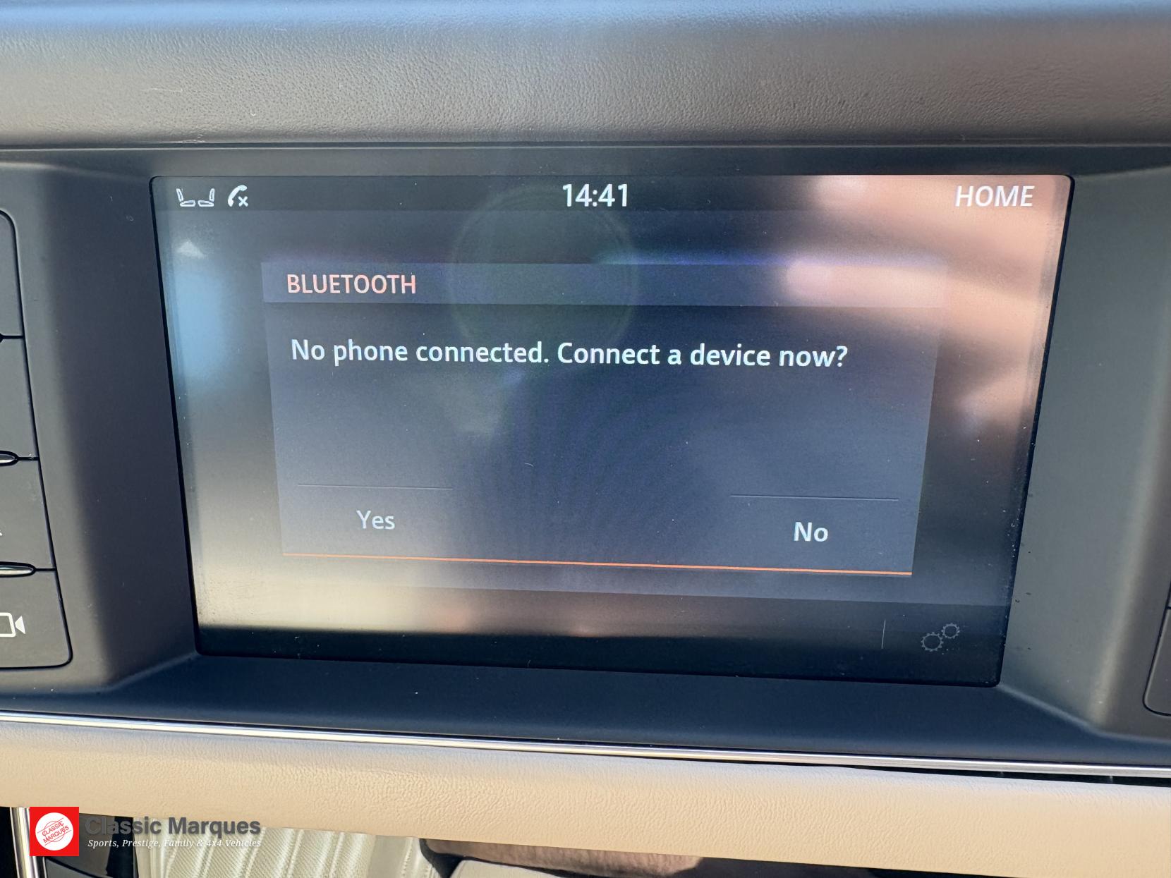 Jaguar XF 2.0d Portfolio Saloon 4dr Diesel Auto AWD Euro 6 (s/s) (180 ps)