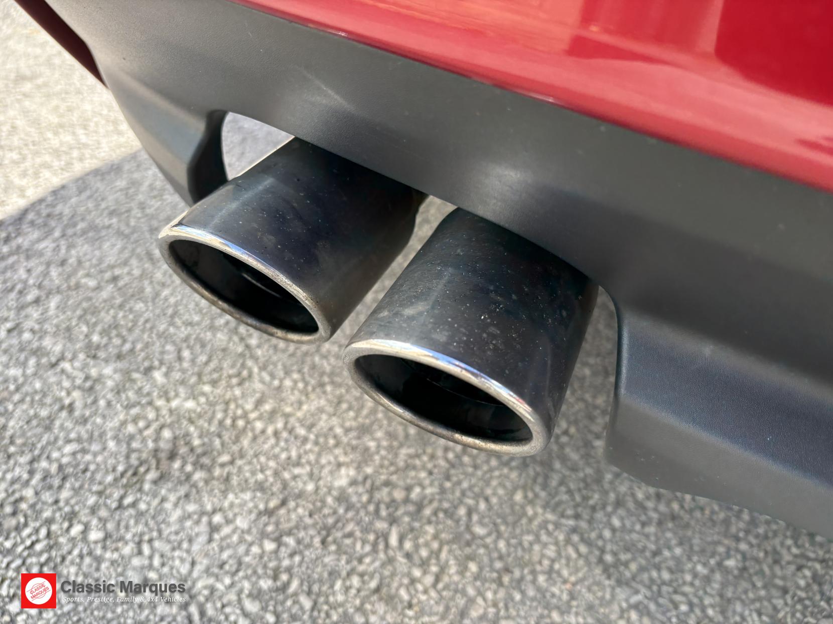 Jaguar XF 2.0d Portfolio Saloon 4dr Diesel Auto AWD Euro 6 (s/s) (180 ps)