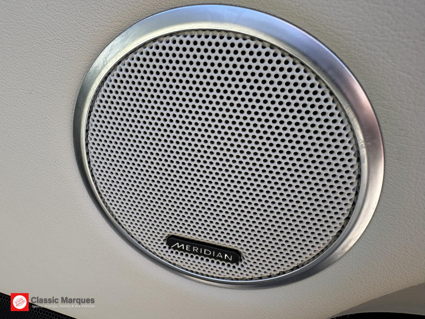 Land Rover Range Rover 3.0 TD V6 Vogue SUV 5dr Diesel Auto 4WD Euro 6 (s/s) (258 ps)