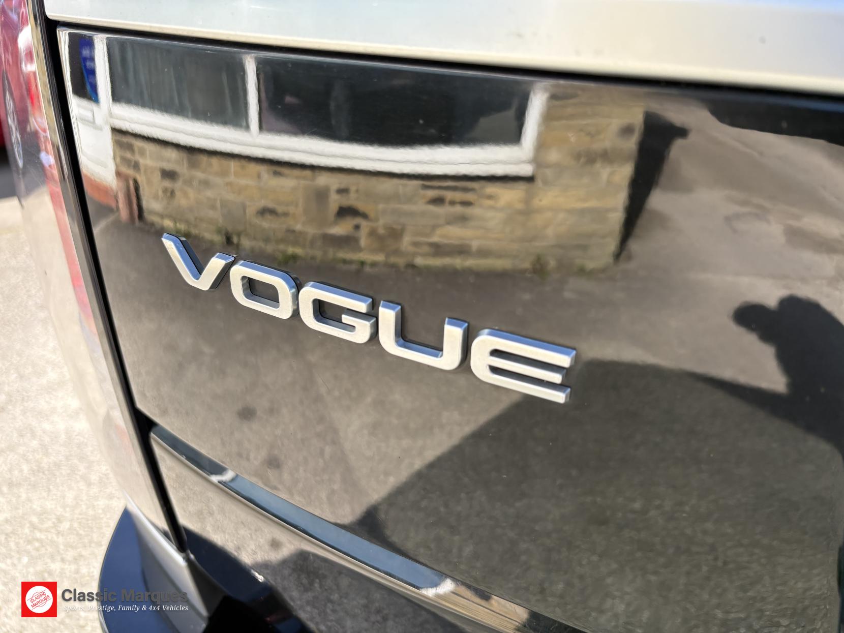 Land Rover Range Rover 3.0 TD V6 Vogue SUV 5dr Diesel Auto 4WD Euro 6 (s/s) (258 ps)