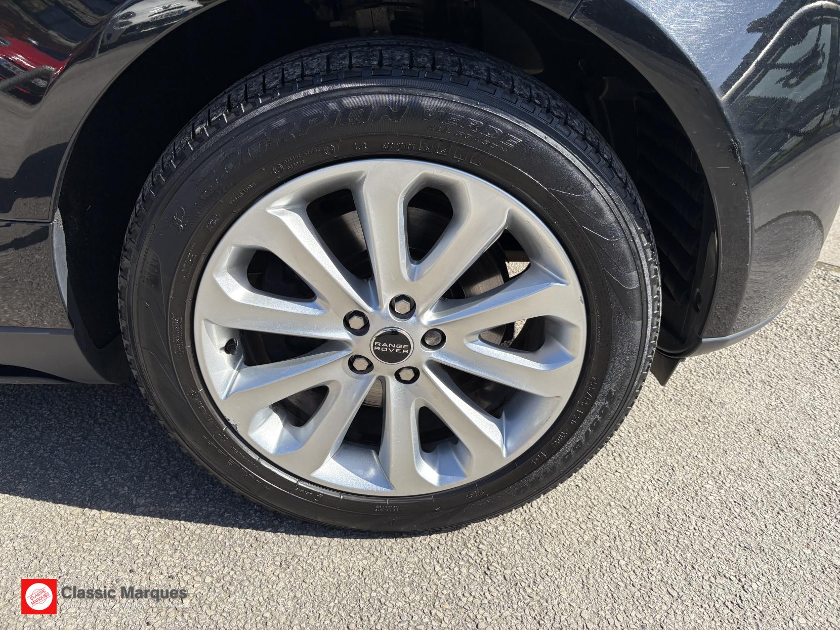 Land Rover Range Rover 3.0 TD V6 Vogue SUV 5dr Diesel Auto 4WD Euro 6 (s/s) (258 ps)