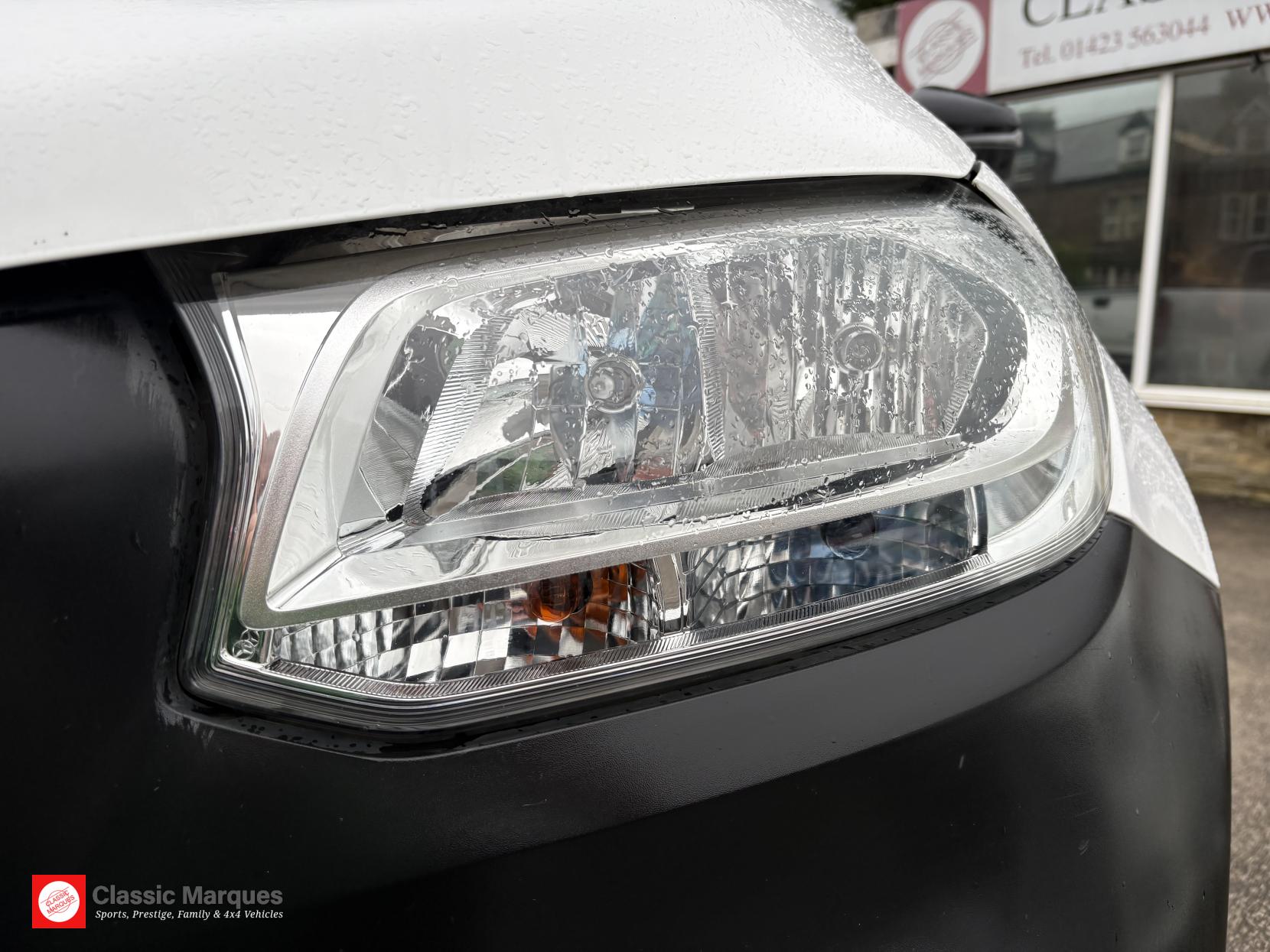 Mercedes-Benz X Class 2.3 CDI Pure Pickup Double Cab 4dr Diesel Manual 4MATIC Euro 6 (s/s) (163 ps)