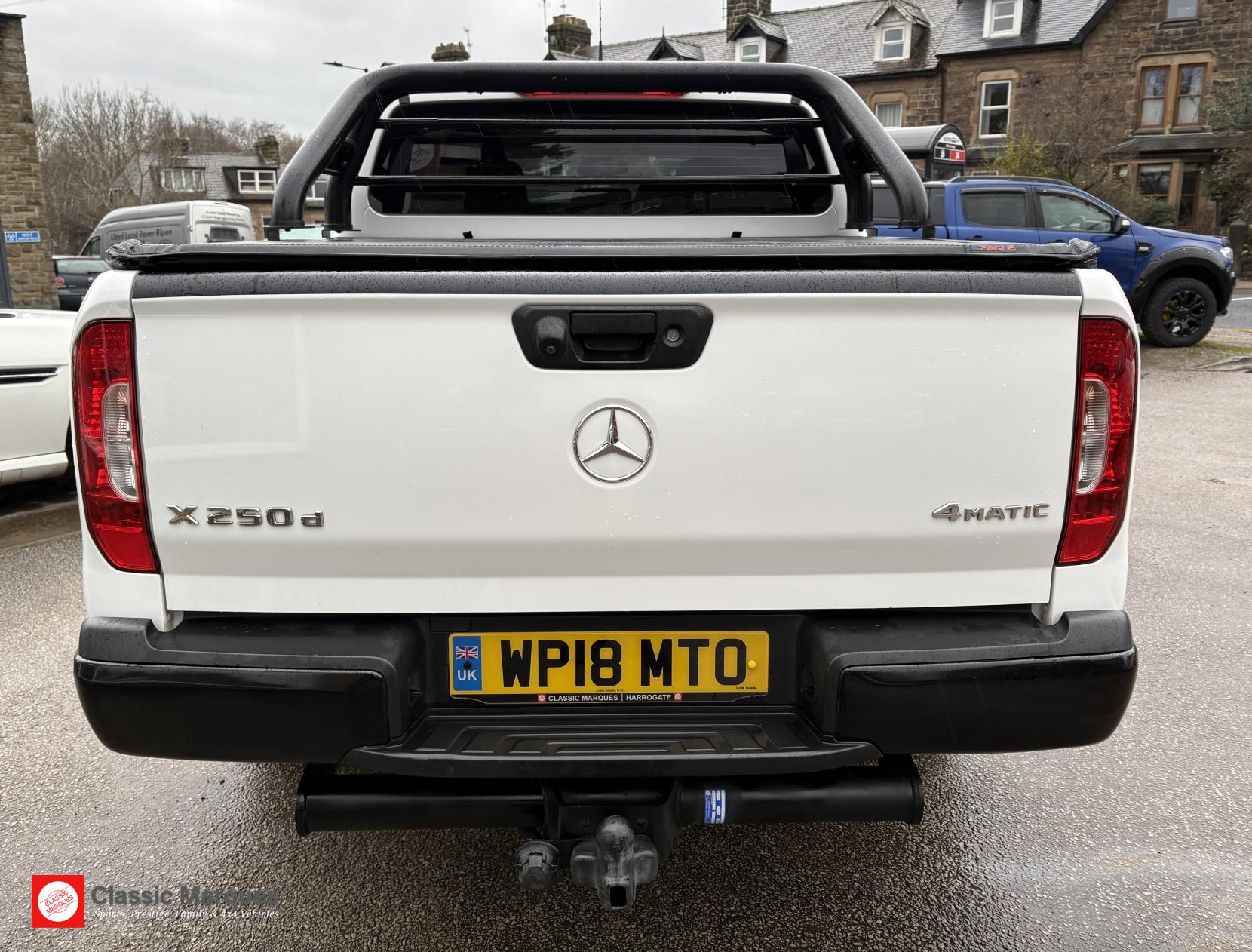 Mercedes-Benz X Class 2.3 CDI Pure Pickup Double Cab 4dr Diesel Manual 4MATIC Euro 6 (s/s) (163 ps)