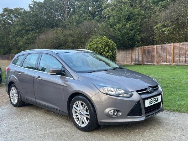 Ford Focus 1.6 Titanium Estate 5dr Petrol Powershift Euro 5 (125 ps)