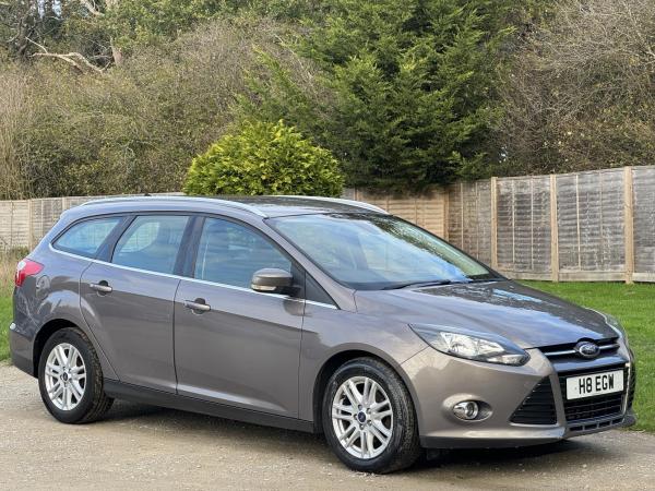 Ford Focus 1.6 Titanium Estate 5dr Petrol Powershift Euro 5 (125 ps)